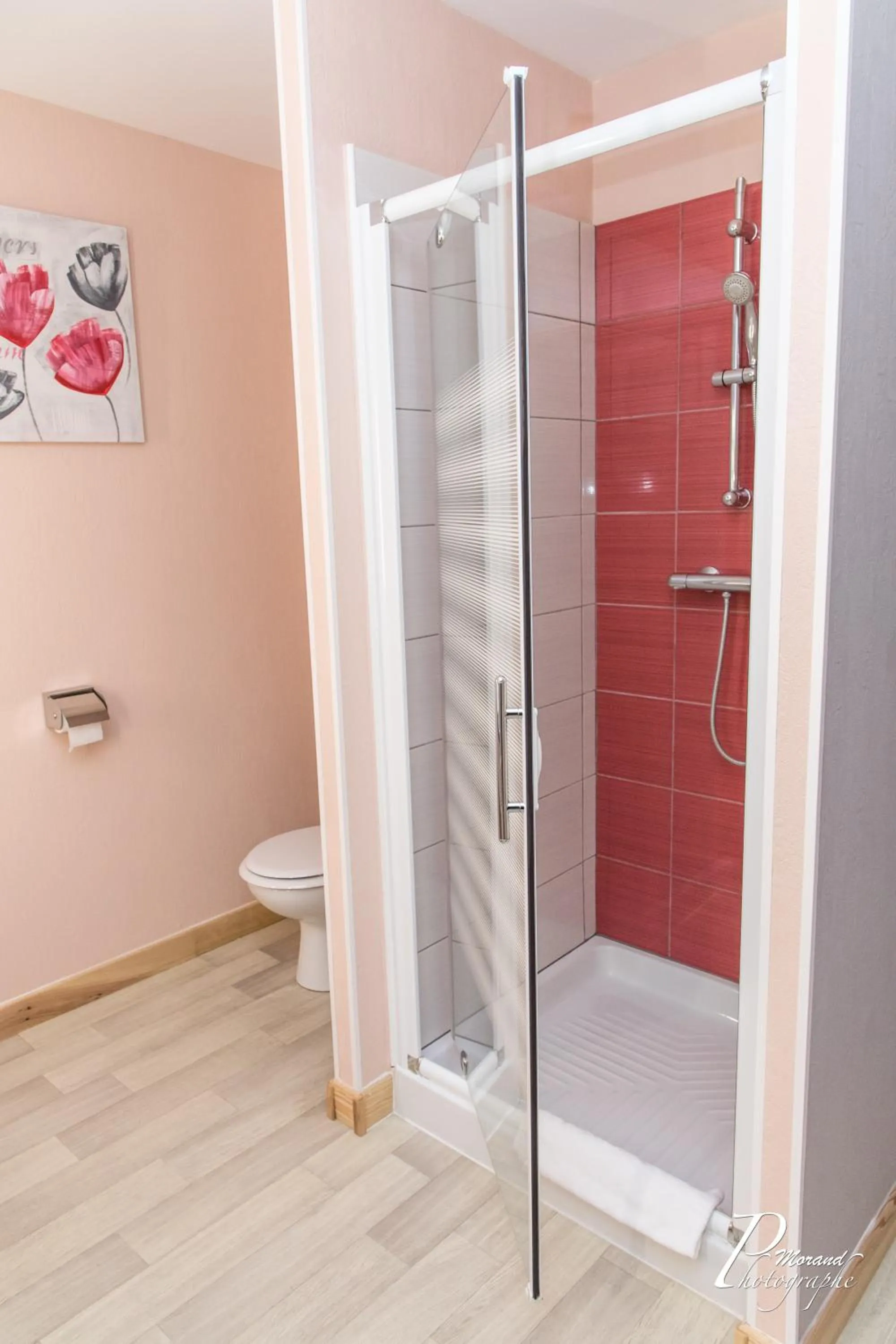 Shower in Hôtel Azur Saint Junien Cit'Hotel