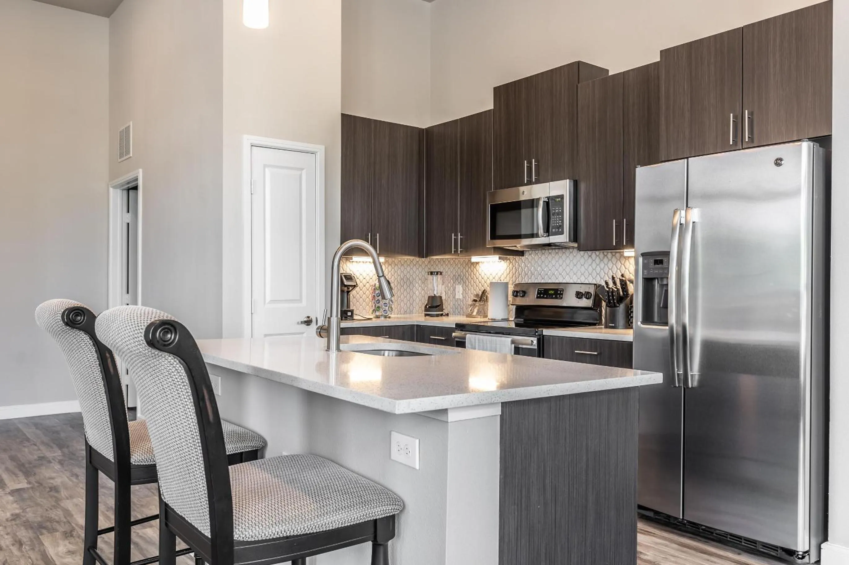 Kitchen or kitchenette in StayOvr at Galatyn Park