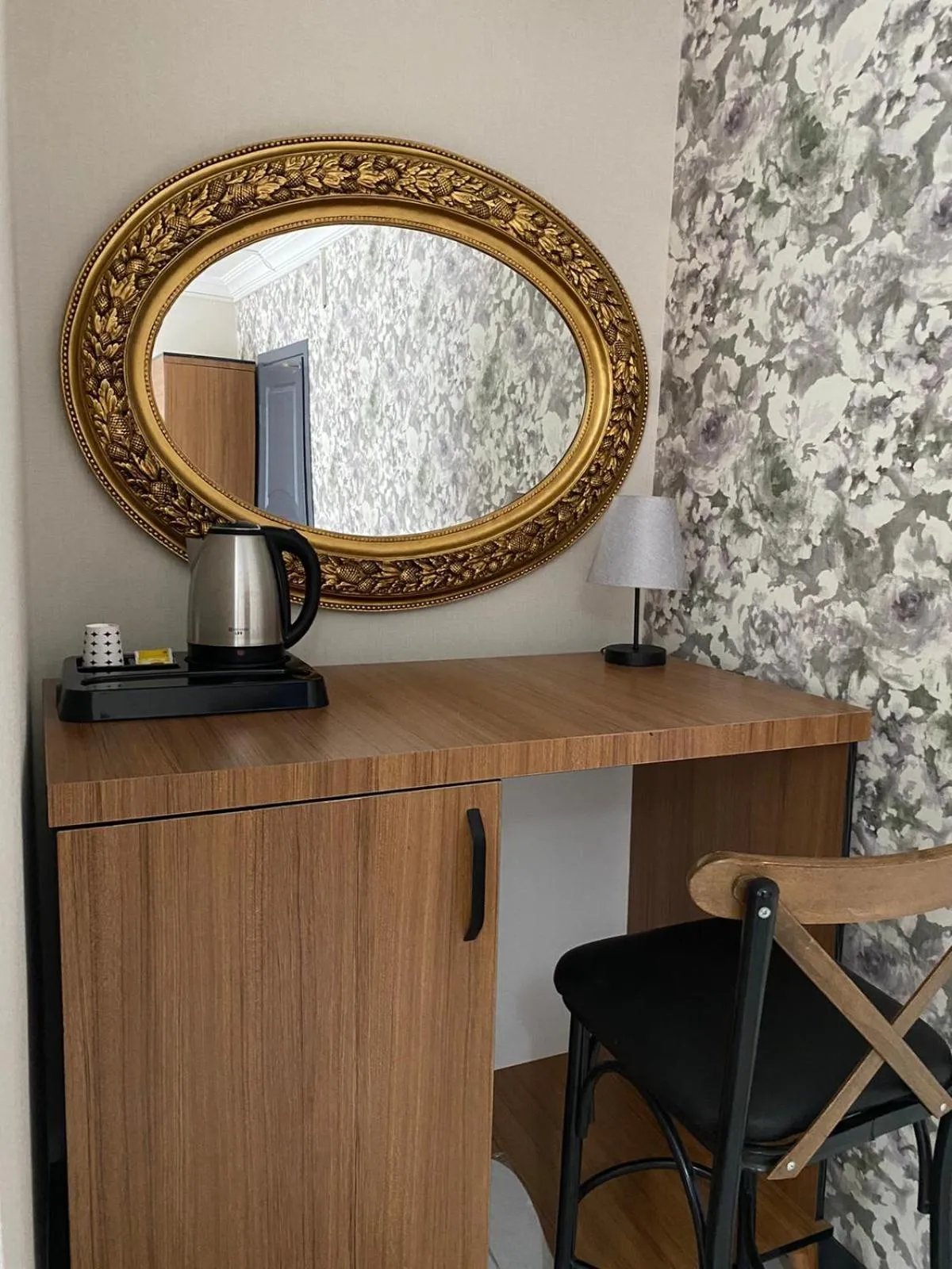 Coffee/tea facilities in Özdemir Otel