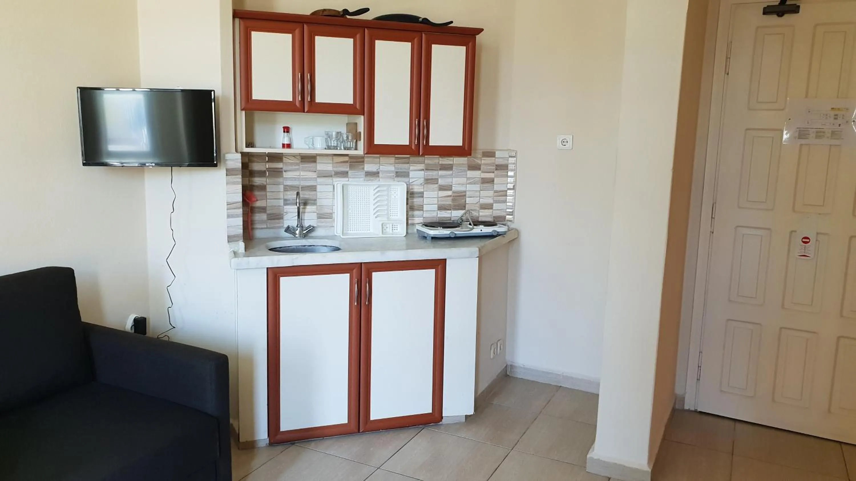 Kitchen or kitchenette in İSABELLA APART OTEL