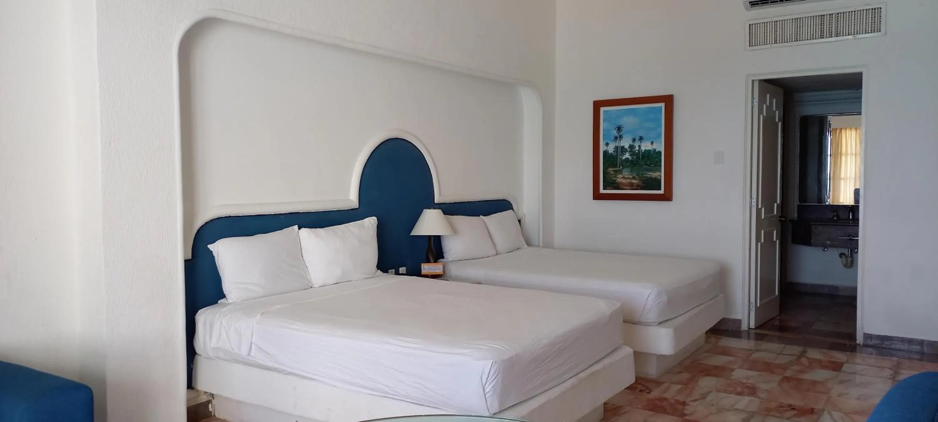 Bedroom, Bed in Hotel y Museo Casa Turquesa