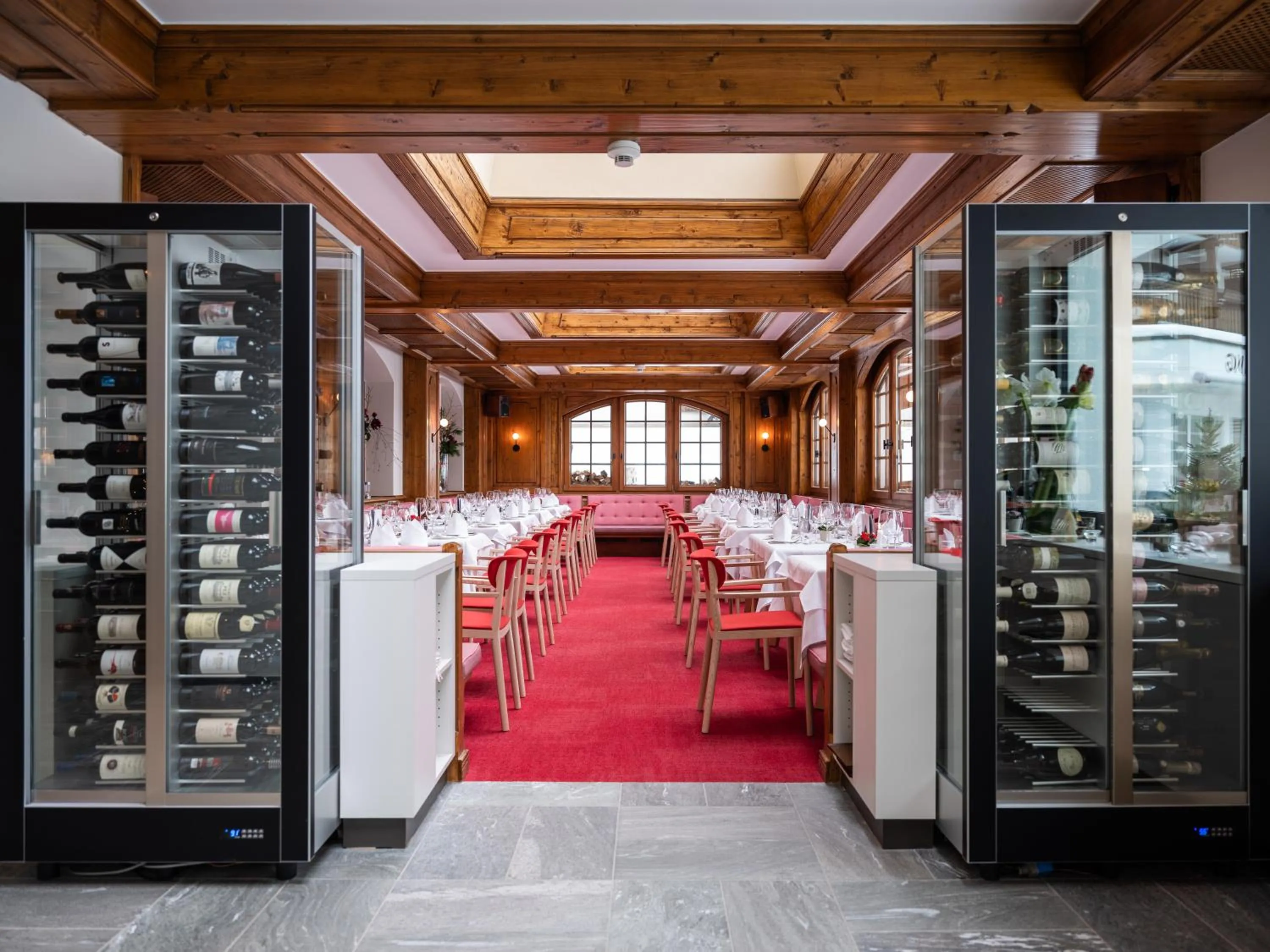 Restaurant/places to eat in National Zermatt - Matterhorn Views, Sunnegga Gateway & SPA