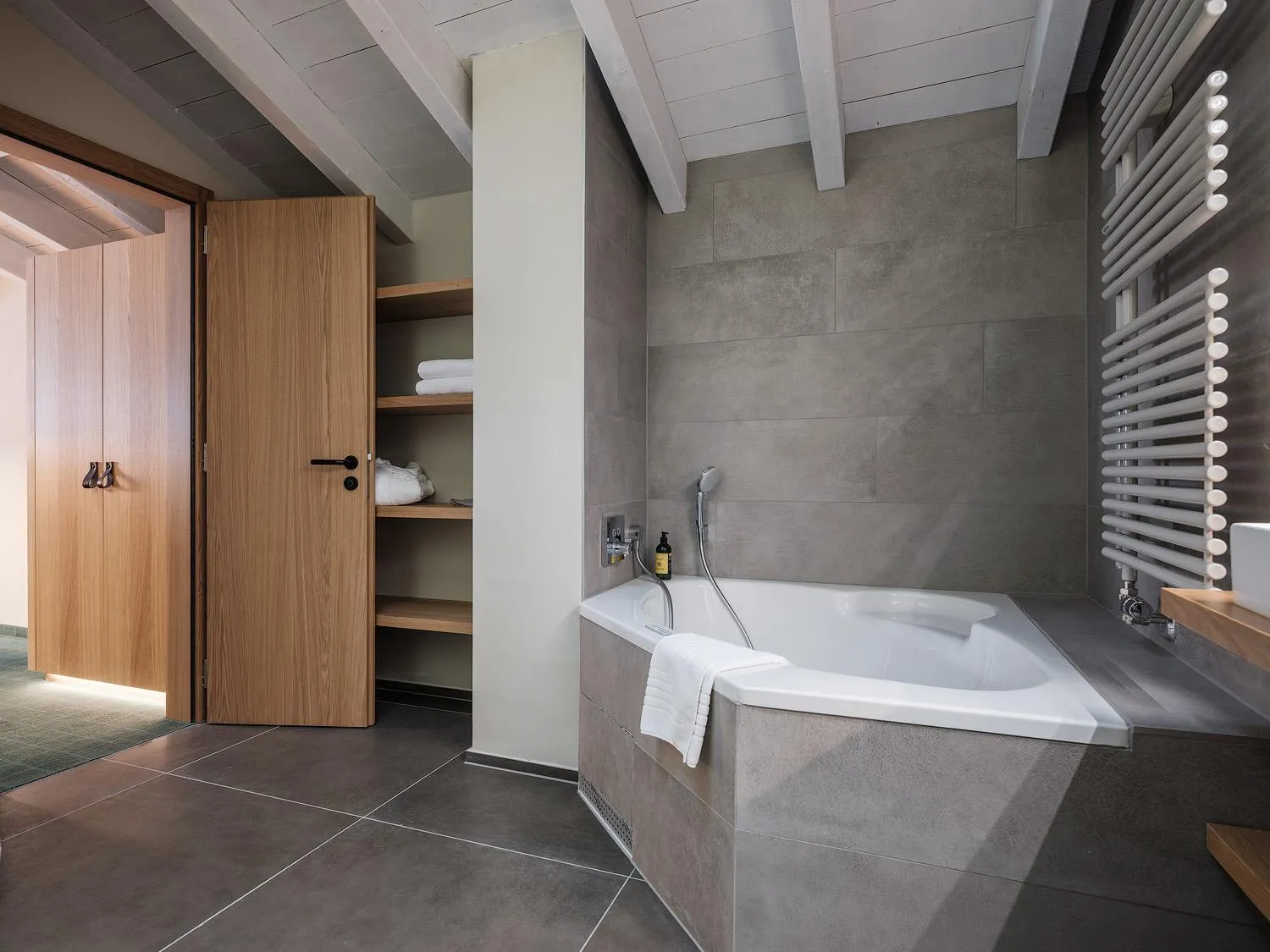 Bathroom in National Zermatt - Matterhorn Views, Sunnegga Gateway & SPA