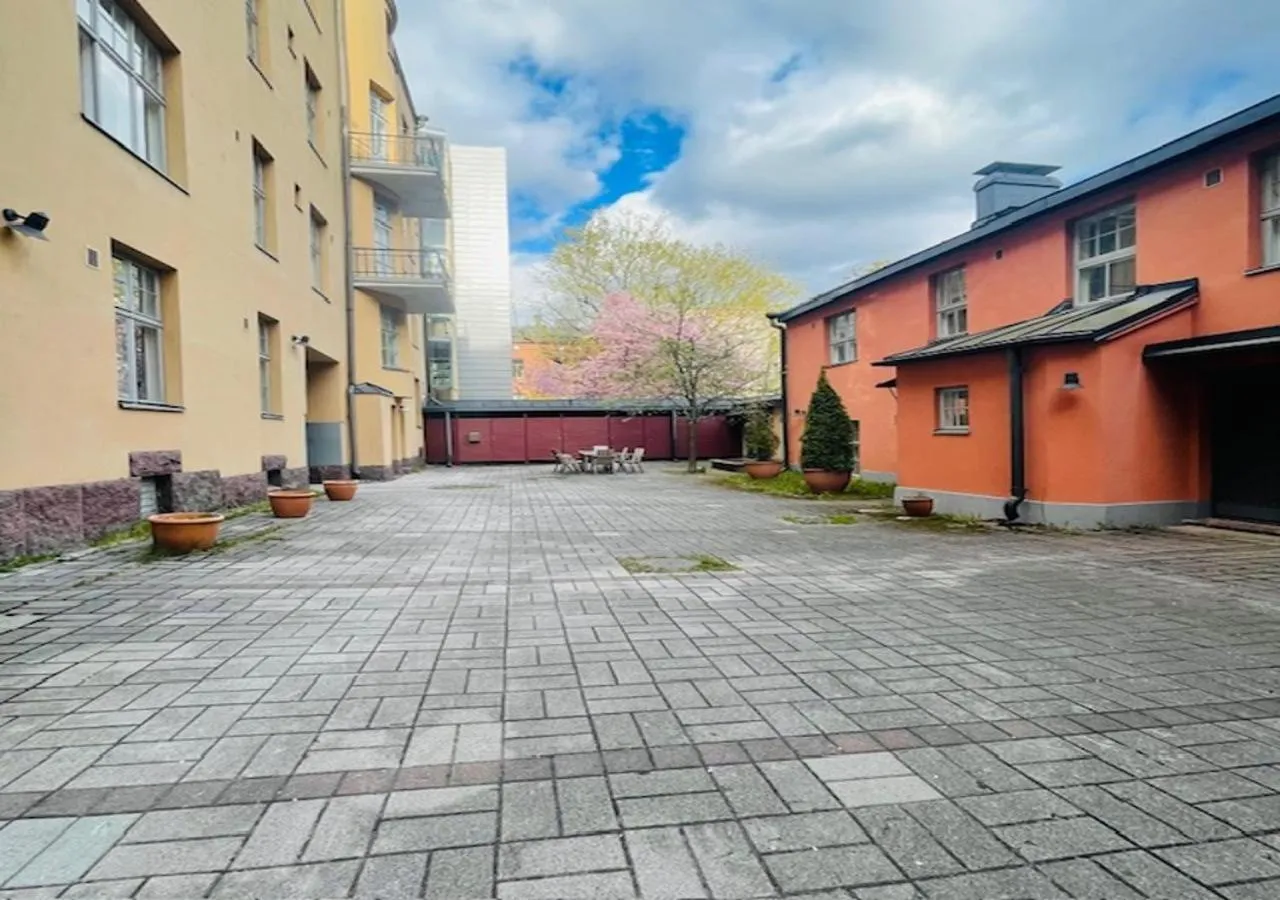 Inner courtyard view in Senate Hotel