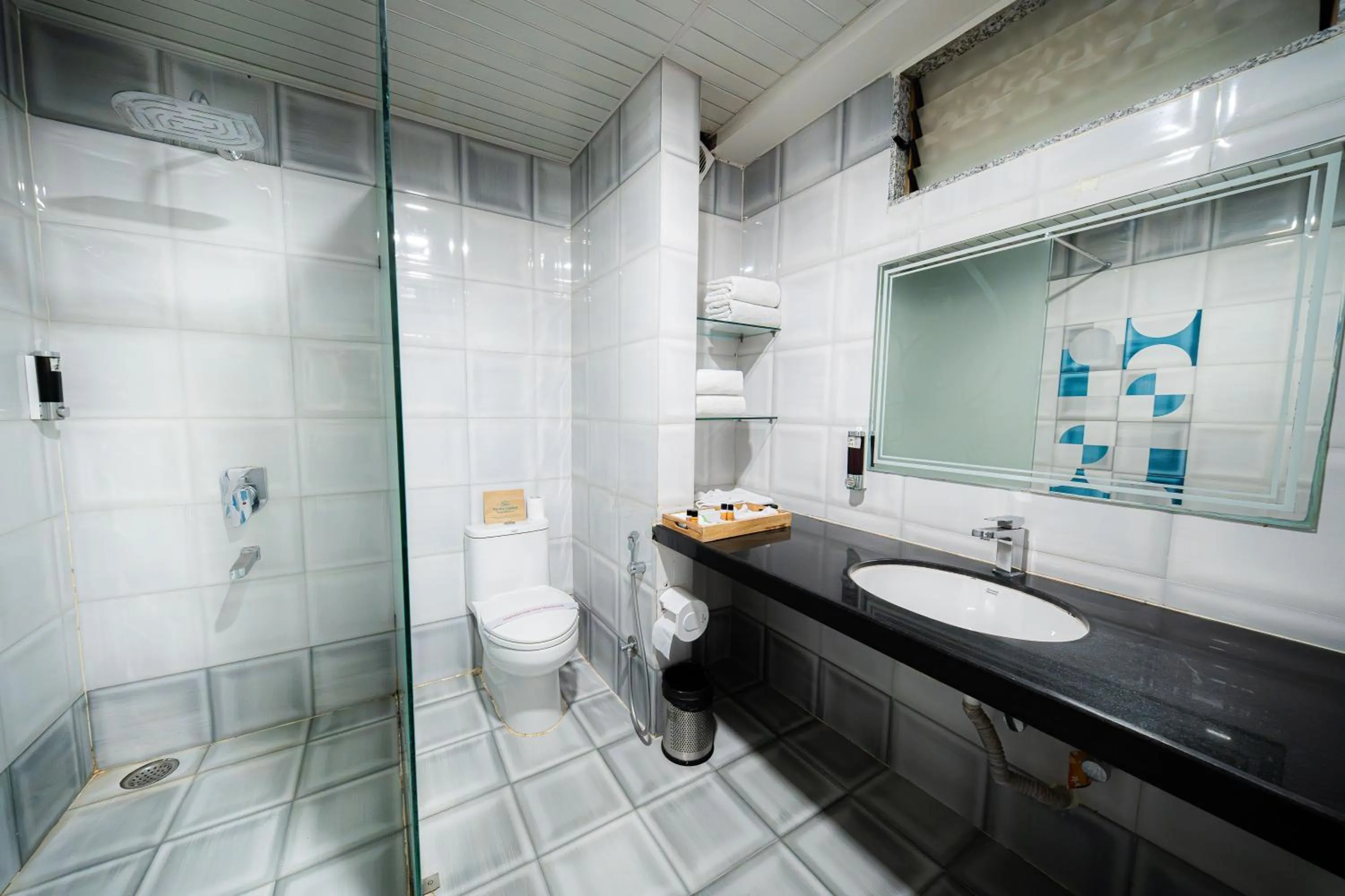 Bathroom in The Sky Imperial- Hotel Gopal Darshan