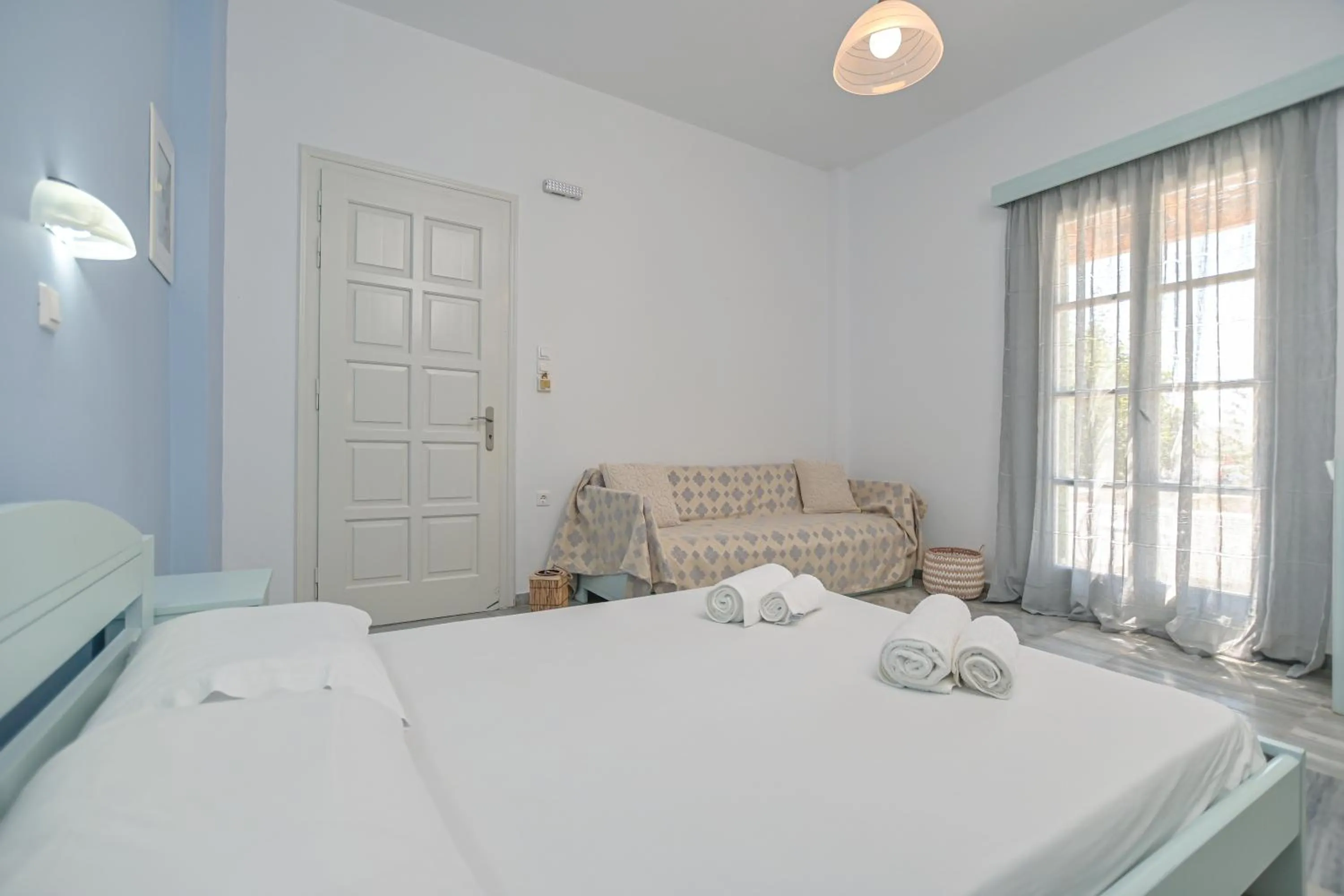 Bed in Naxian Garden of Senses