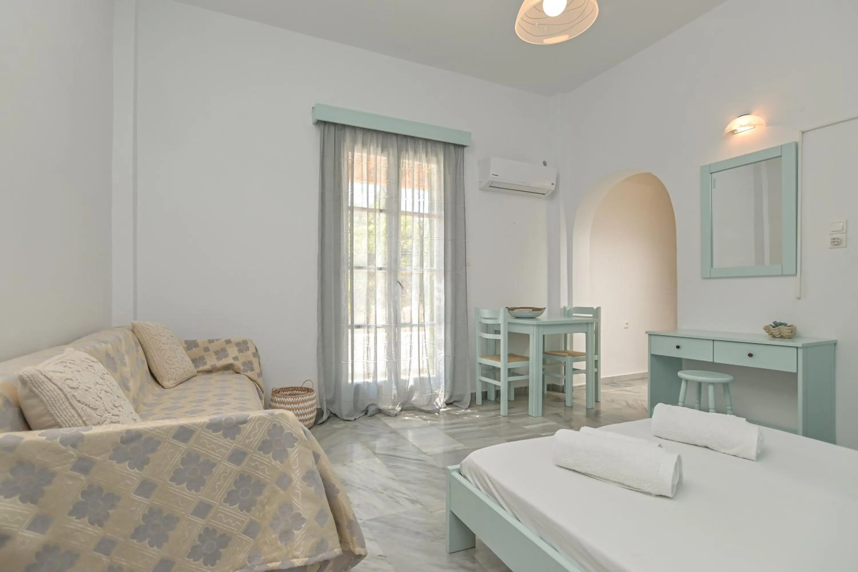 Bed in Naxian Garden of Senses