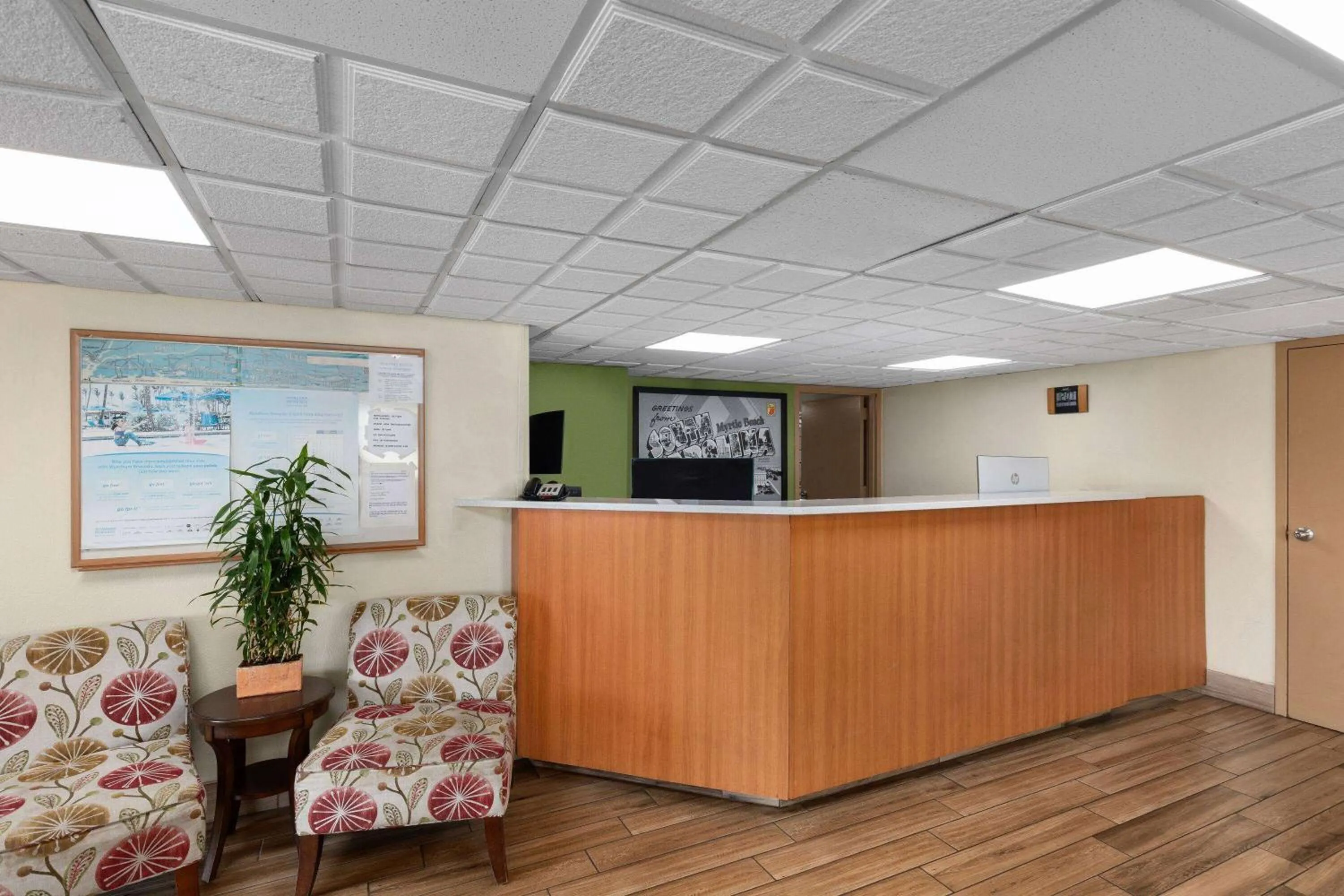 Lobby or reception in Super 8 by Wyndham Myrtle Beach/Market Common Area