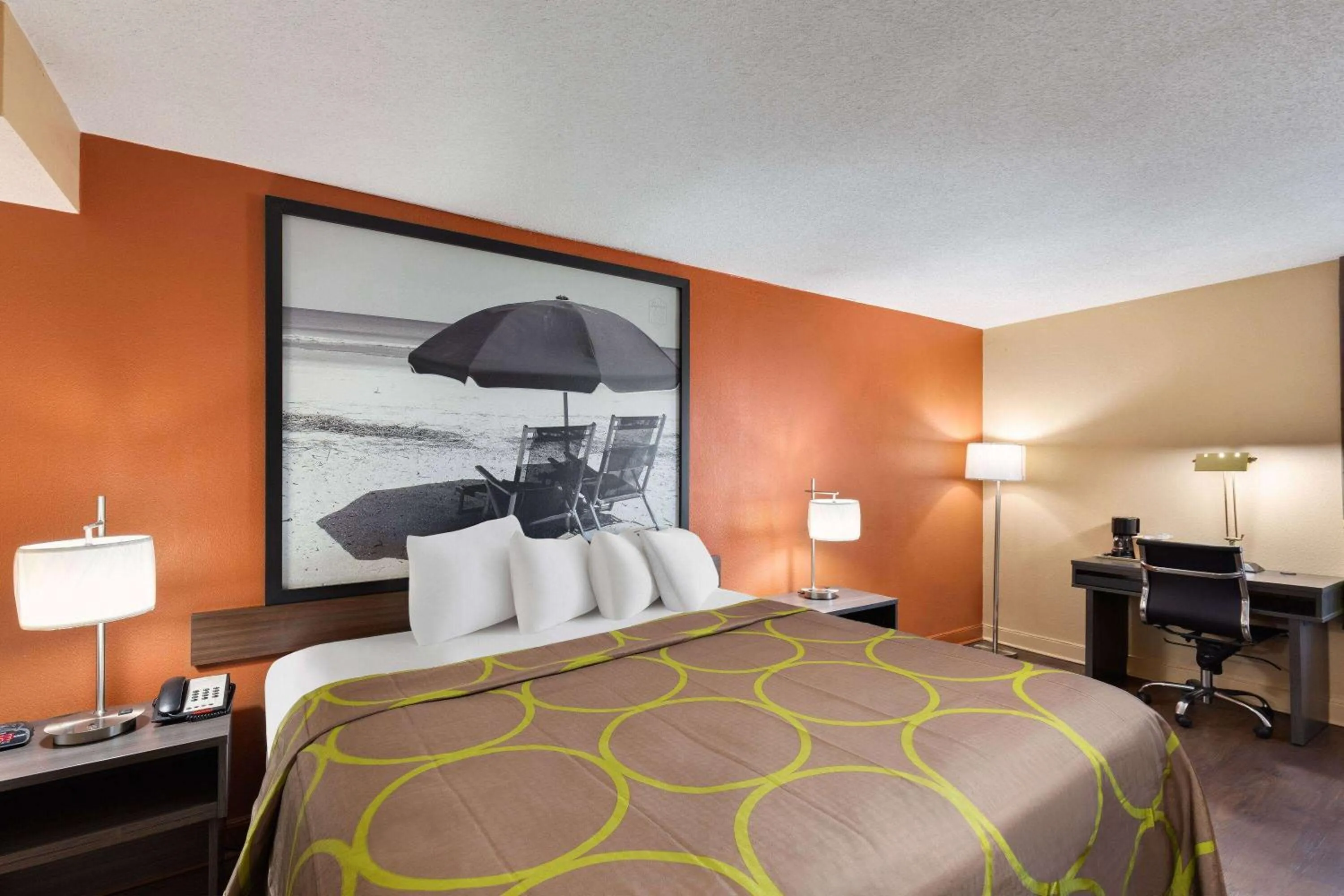 Photo of the whole room, Bed in Super 8 by Wyndham Myrtle Beach/Market Common Area