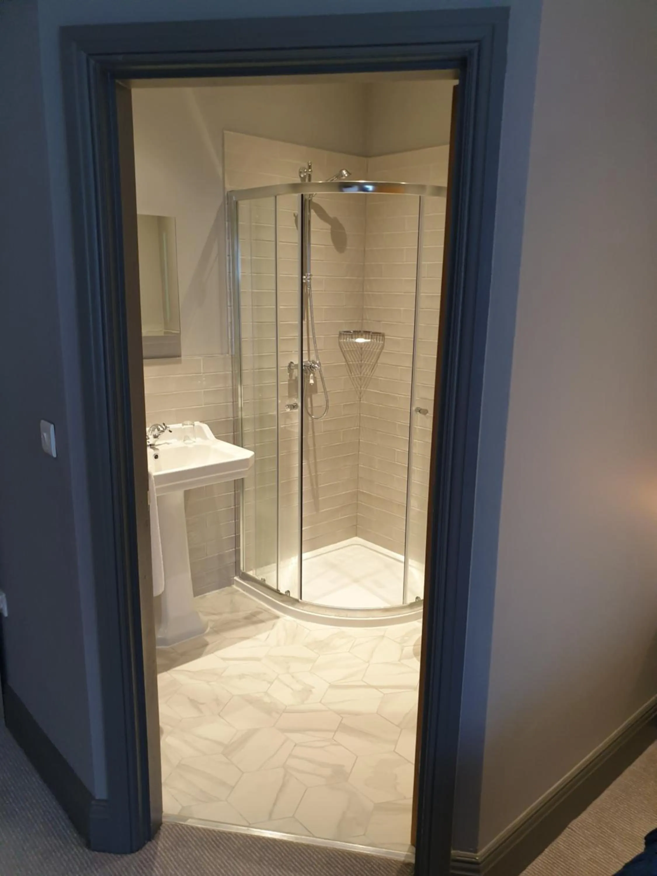 Bathroom in The Strutt Arms