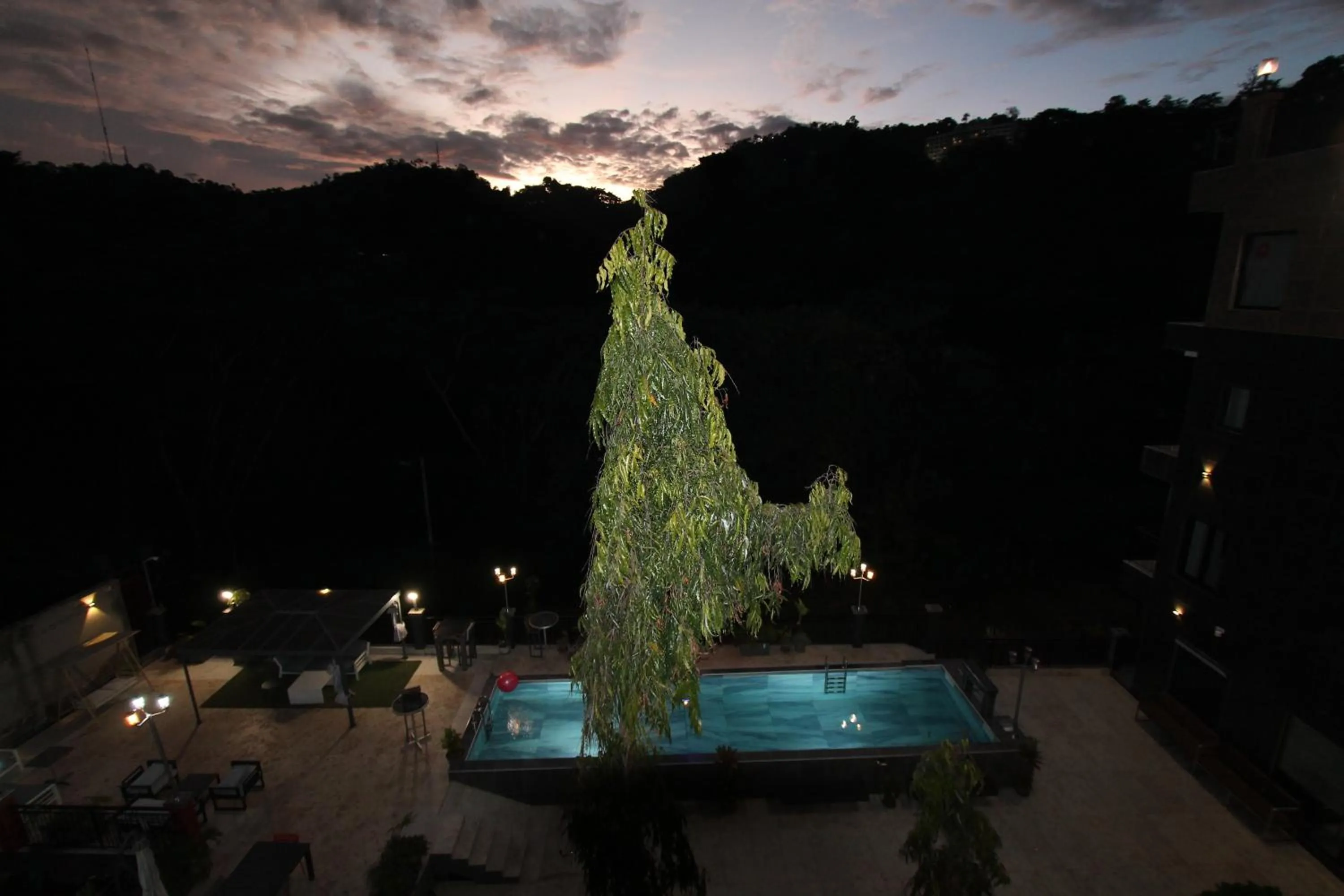 Sunset in Residence MASSOU