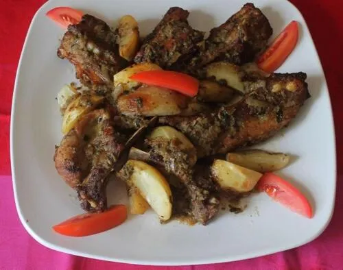 Restaurant/places to eat in Residence MASSOU