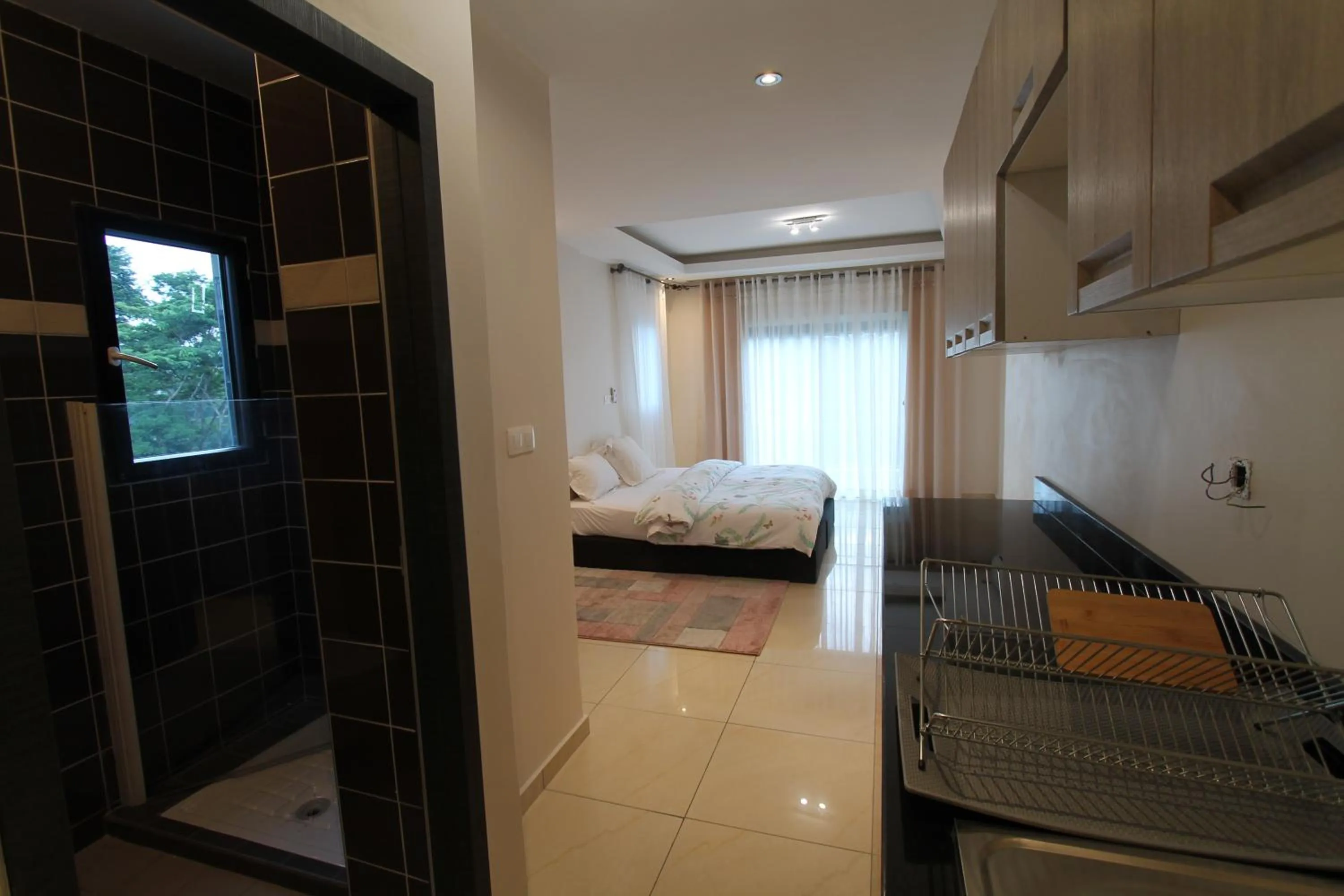 Toilet, Bed in Residence MASSOU