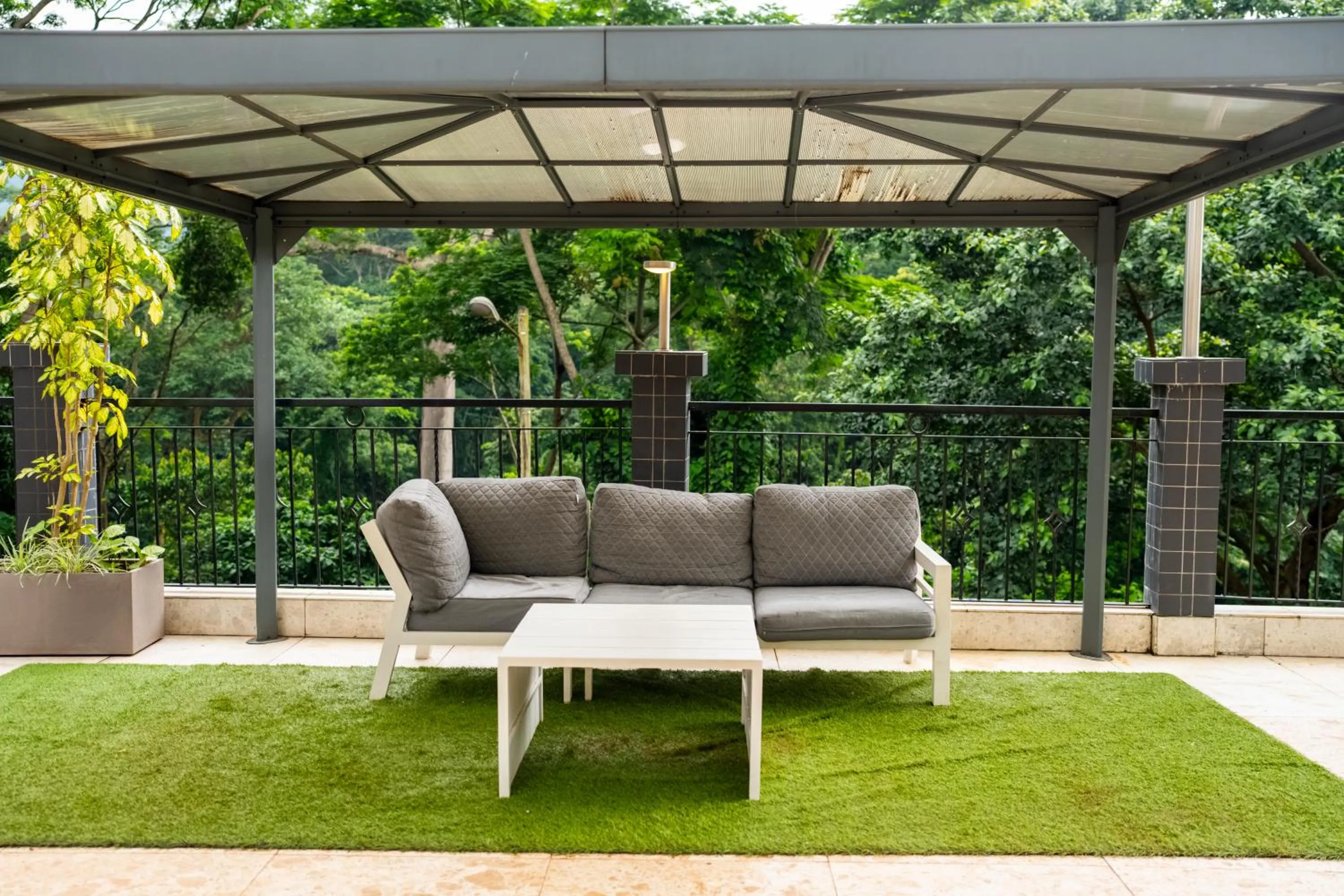 Patio in Residence MASSOU