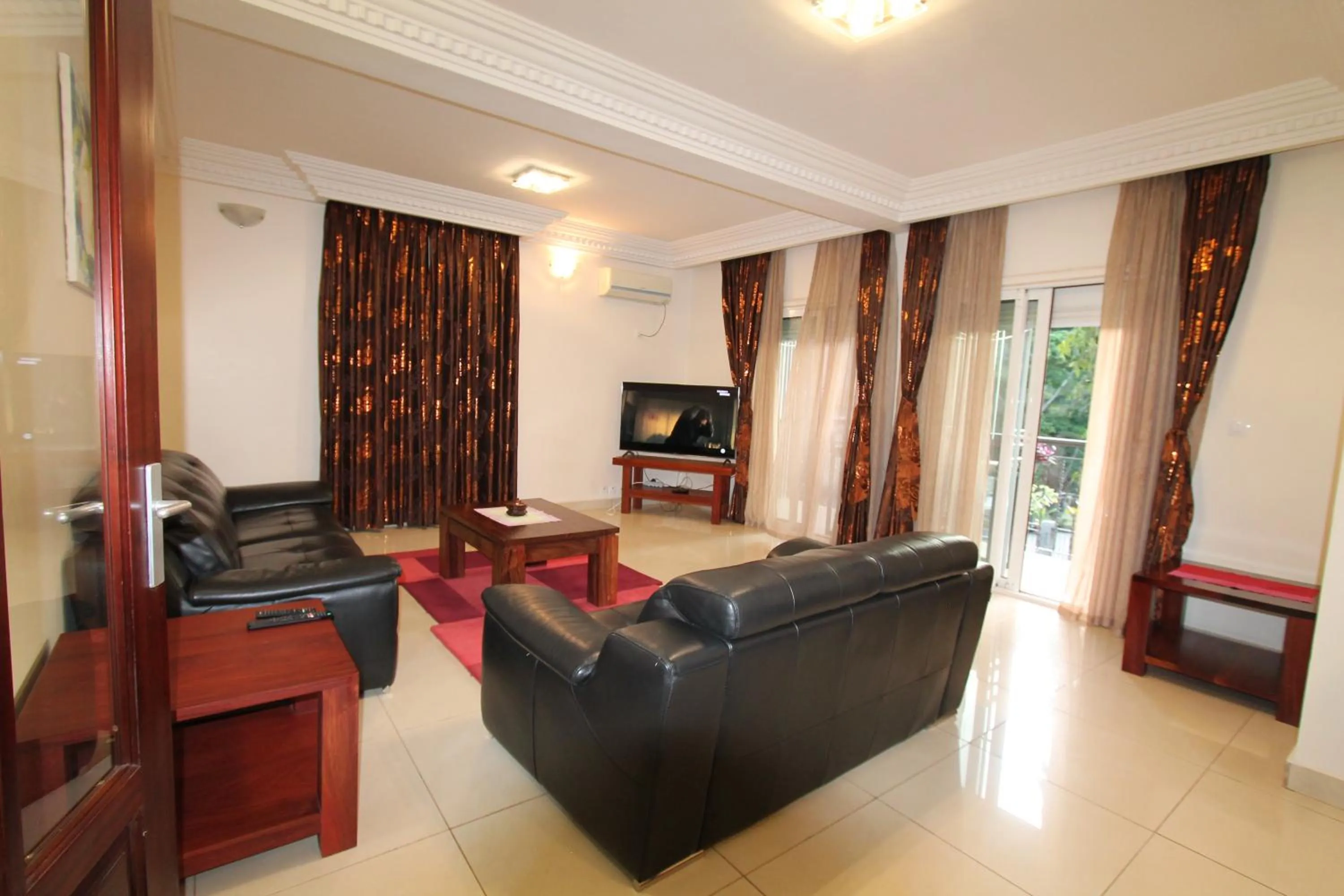 TV and multimedia in Residence MASSOU