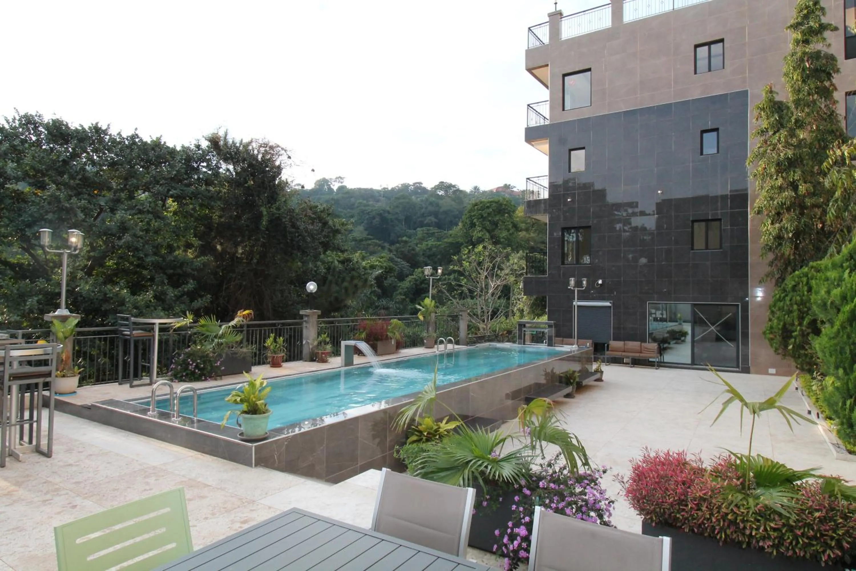 Property building in Residence MASSOU