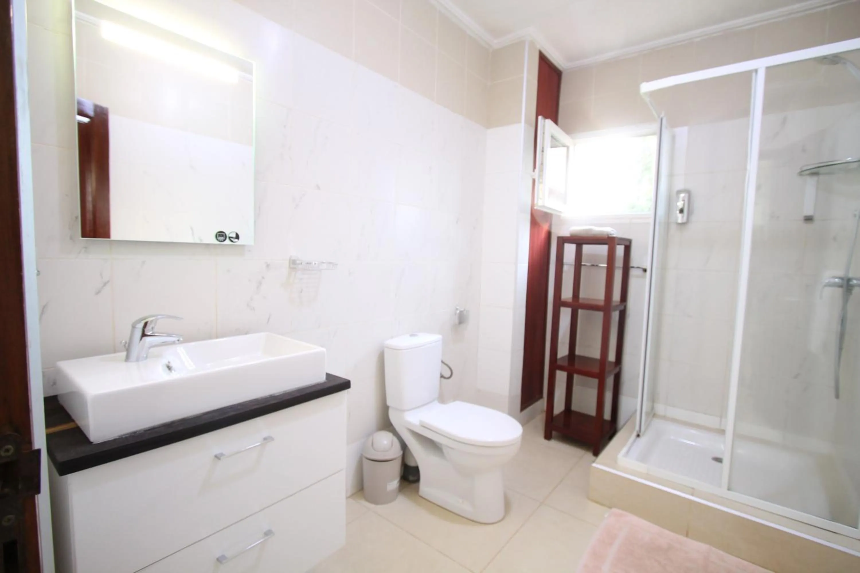 Shower in Residence MASSOU