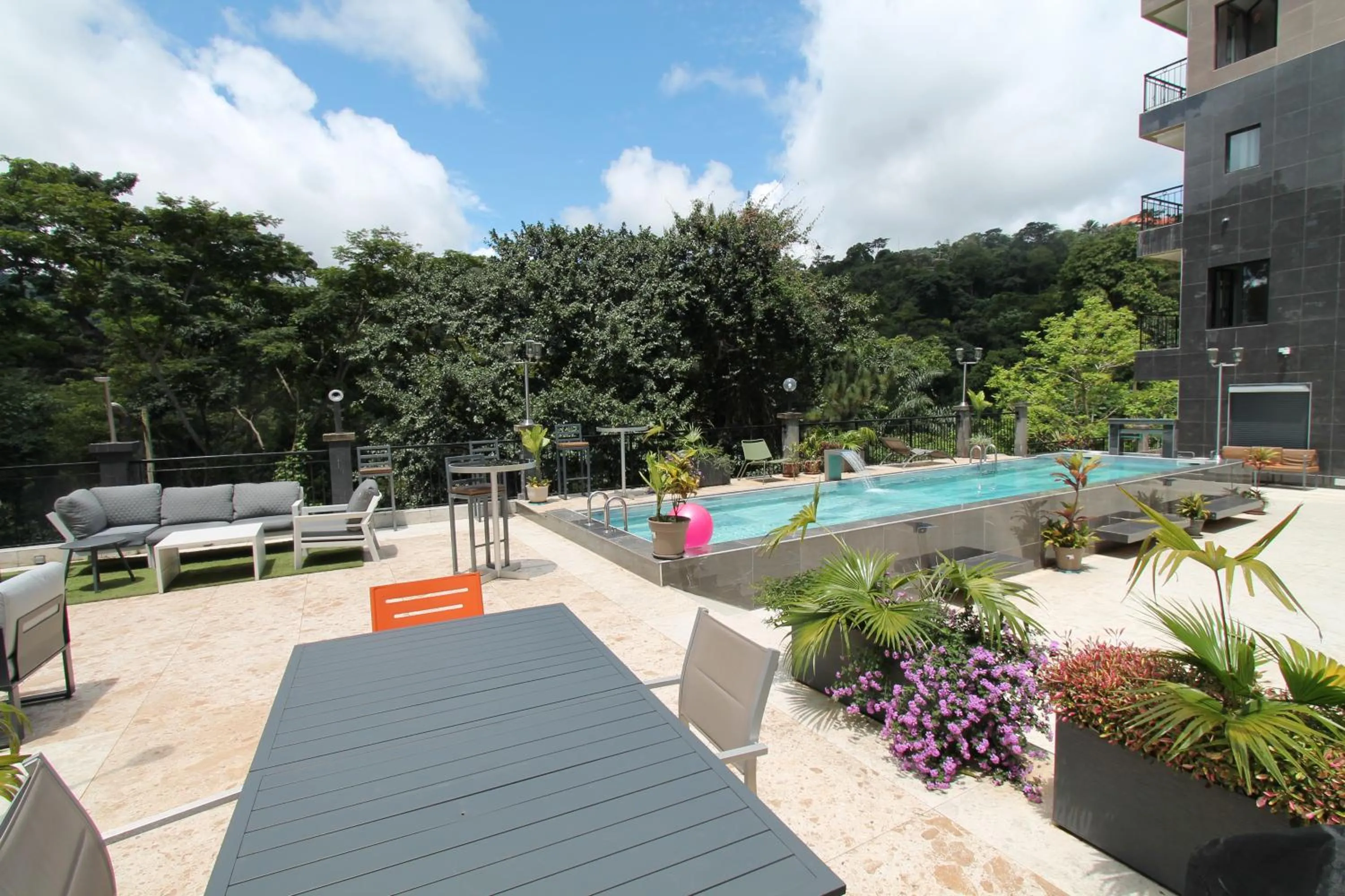 Patio in Residence MASSOU