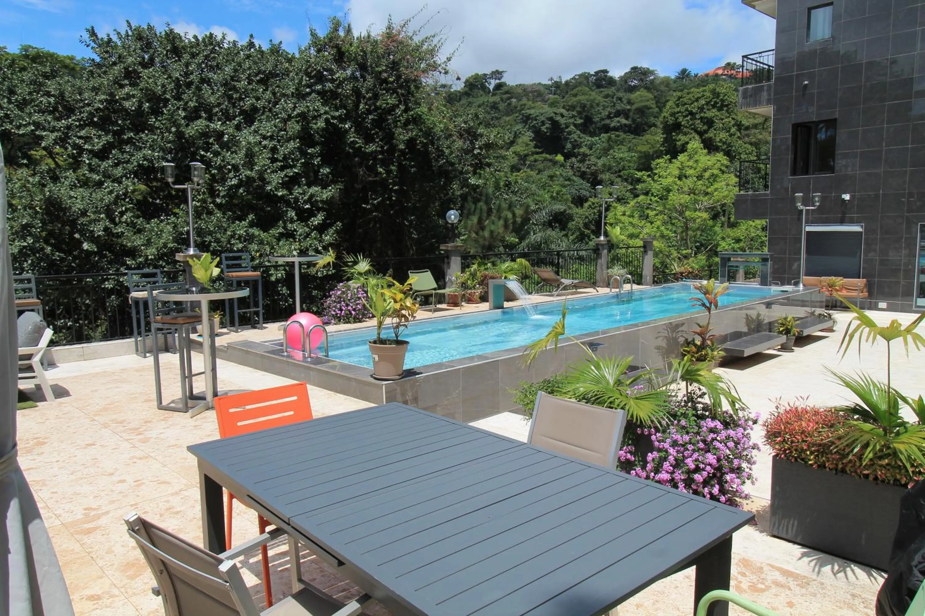 Patio in Residence MASSOU