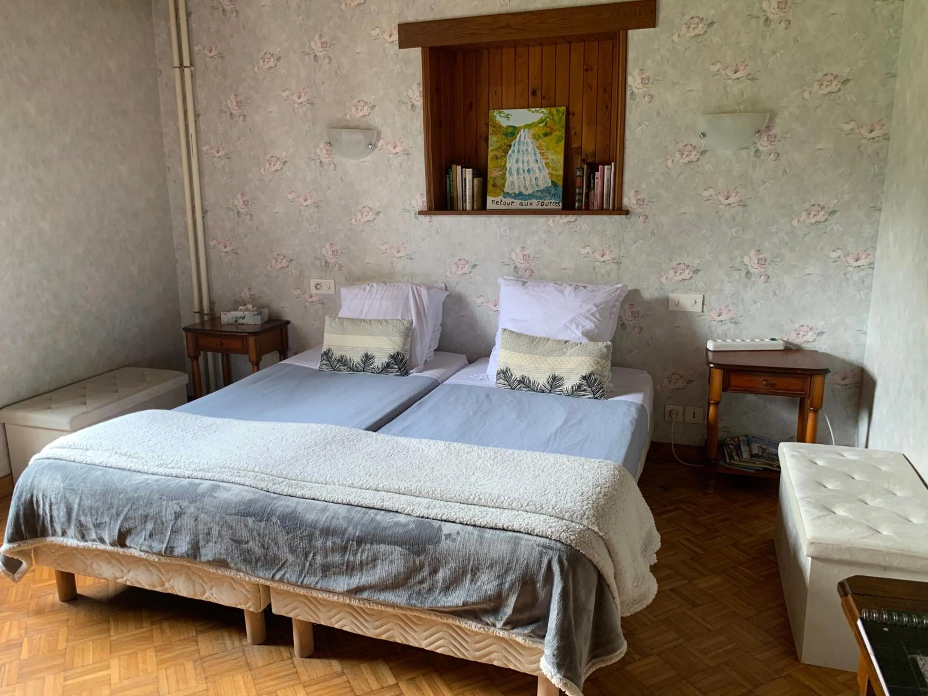 Bed in Dormez dans la chambre du meunier !