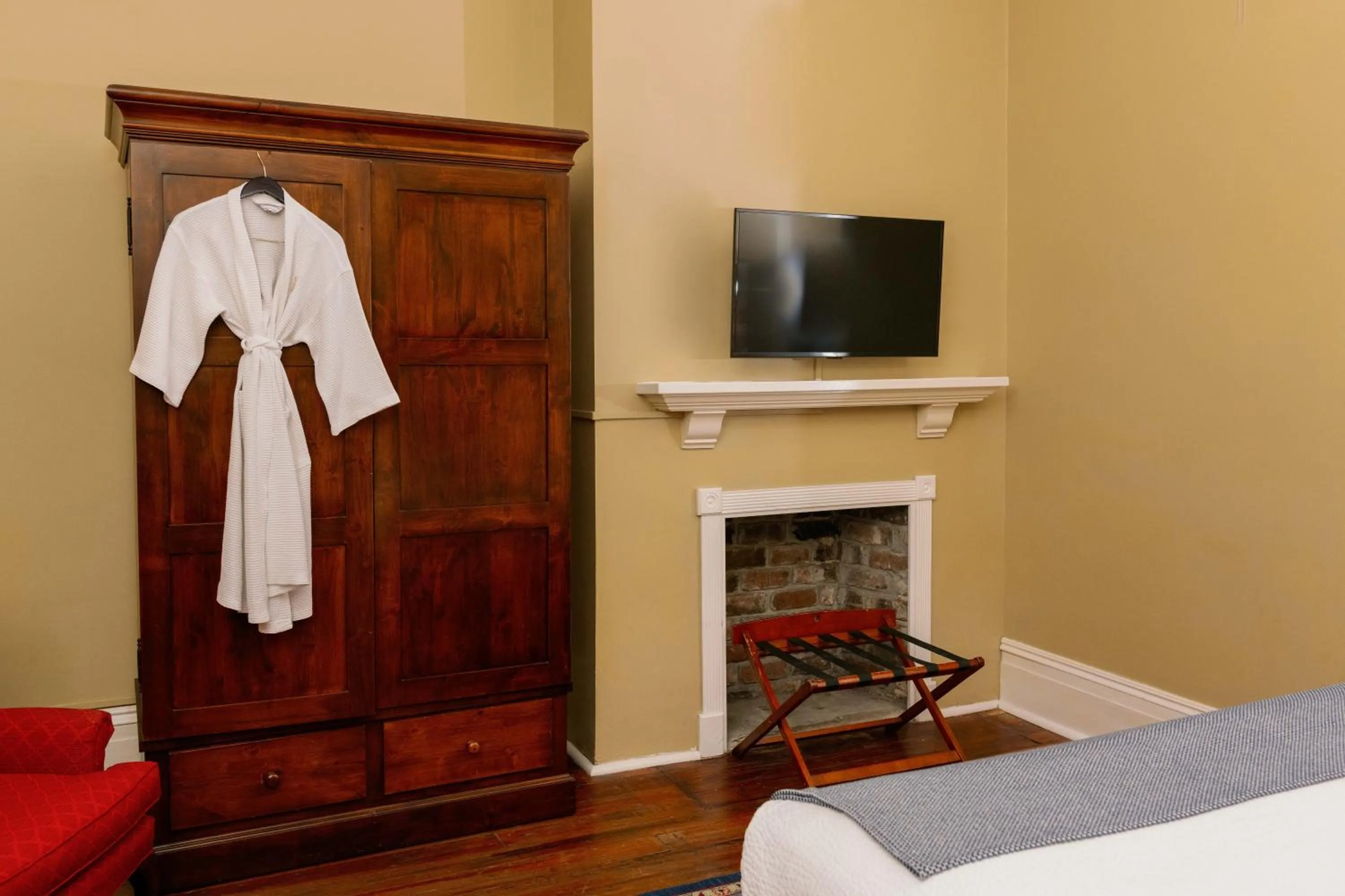 wardrobe, Bed in The Marshall House, Historic Inns of Savannah Collection