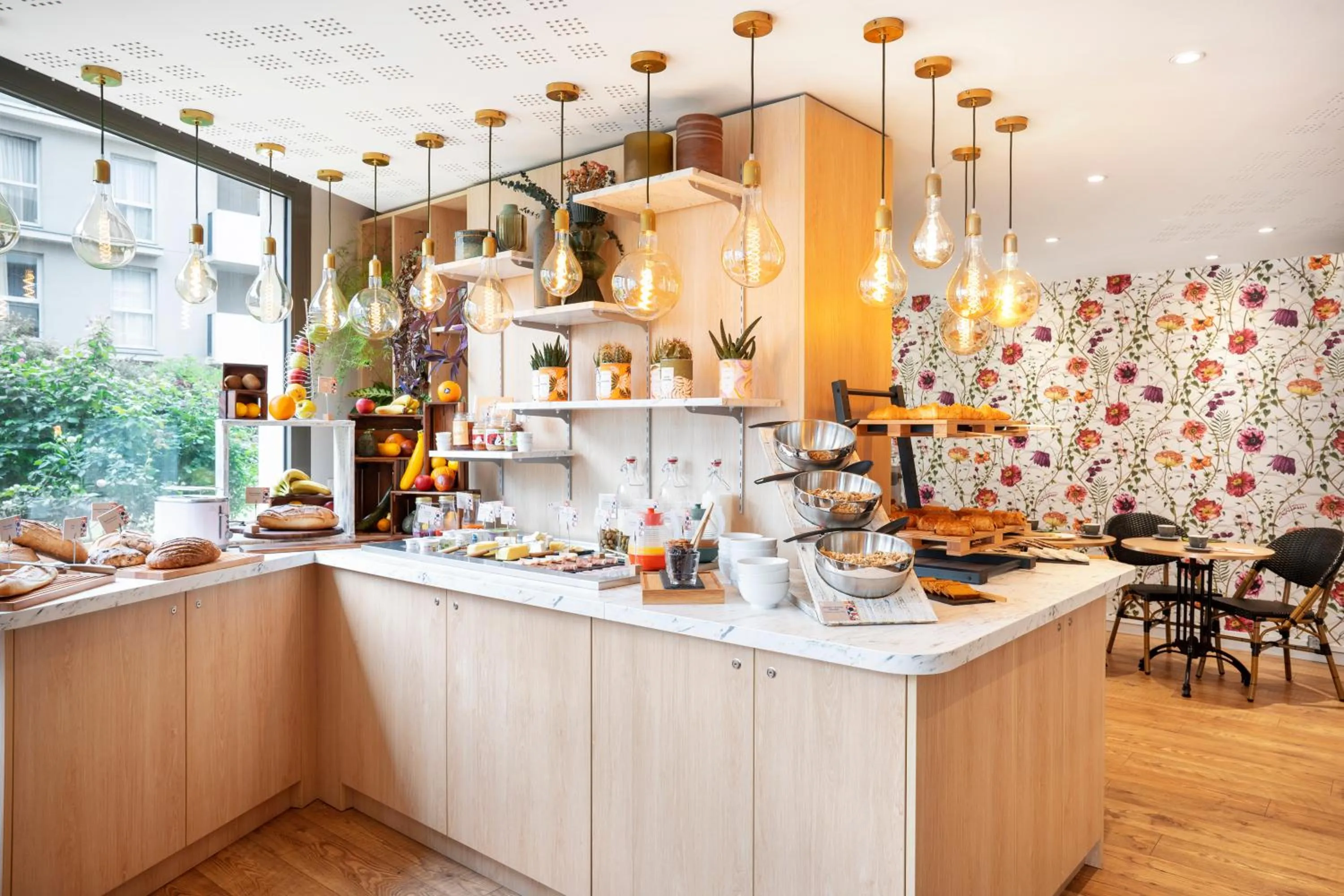 Breakfast in Séjours & Affaires Paris-Malakoff