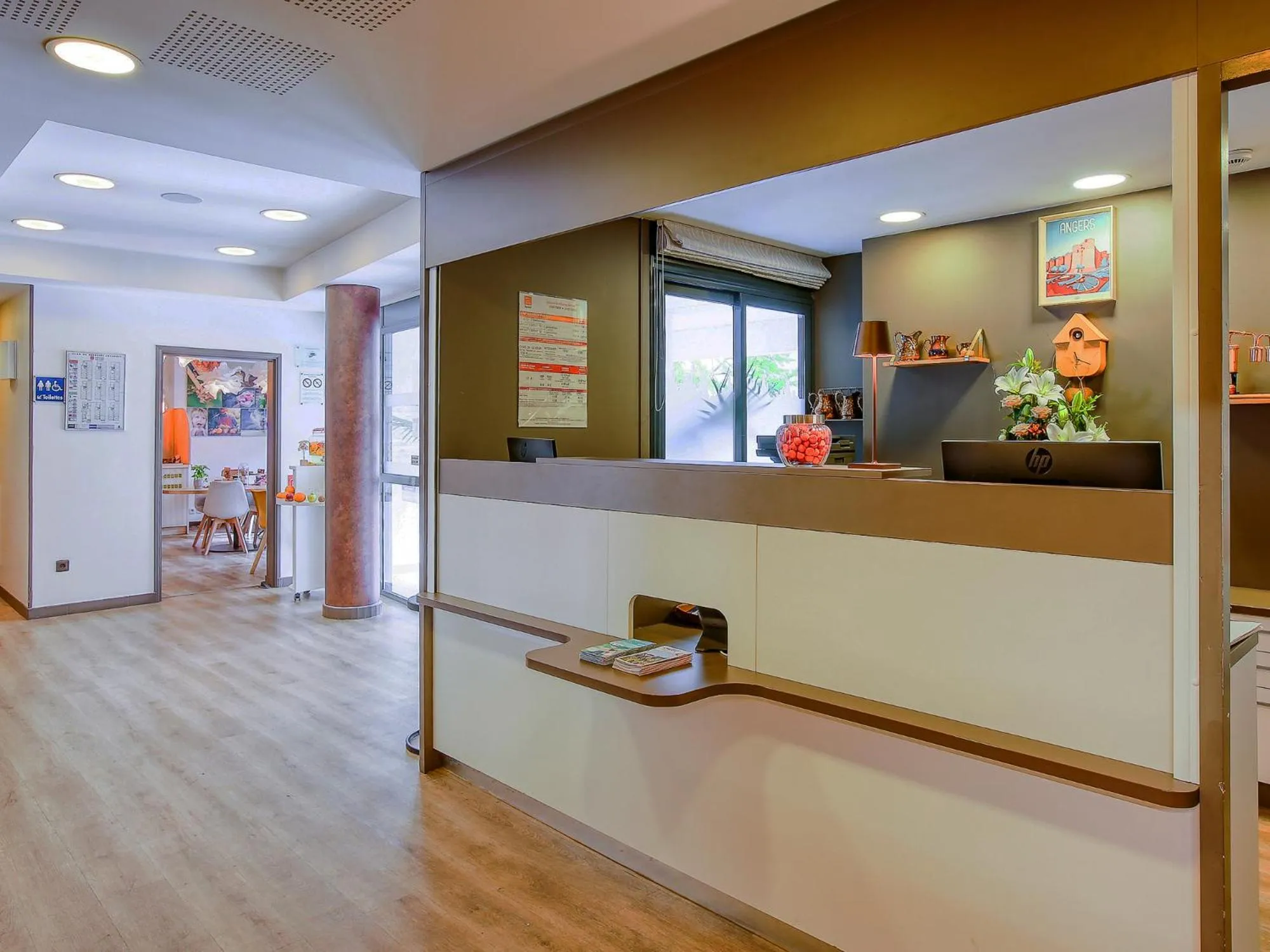 Lobby or reception in Séjours & Affaires Angers Atrium