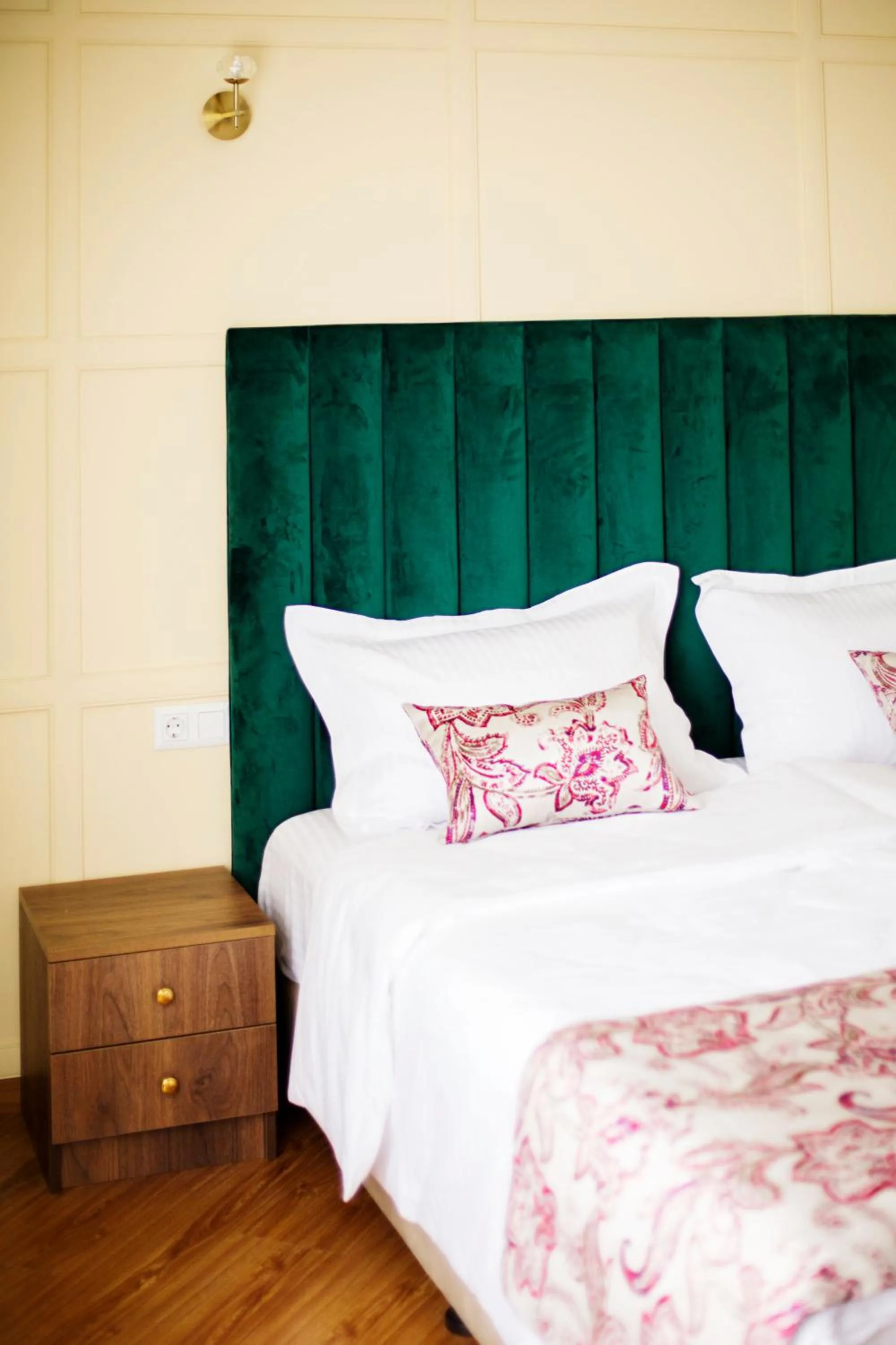 Bed in Phazisi Hotel