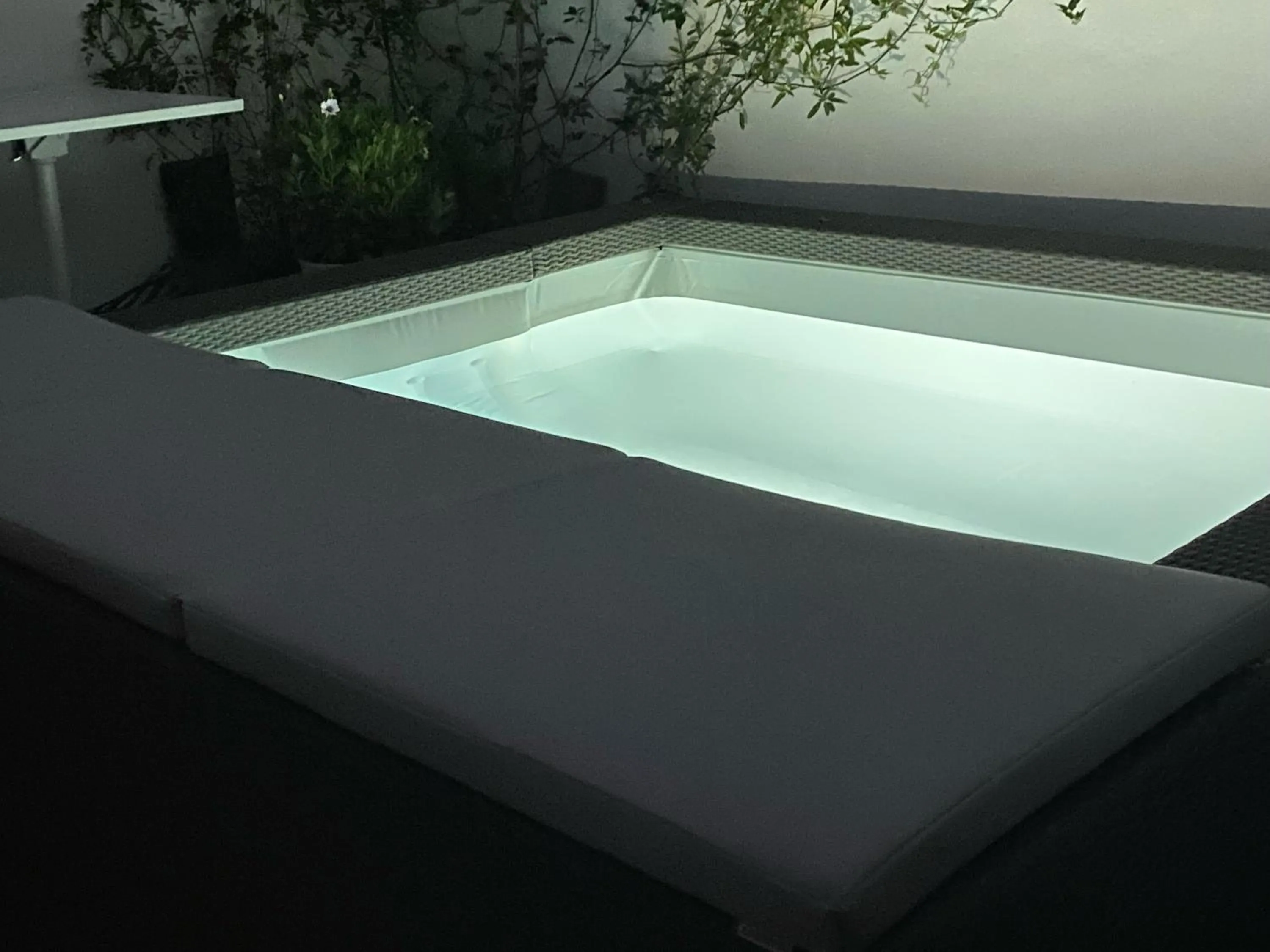 Hot Tub in Casa Limon