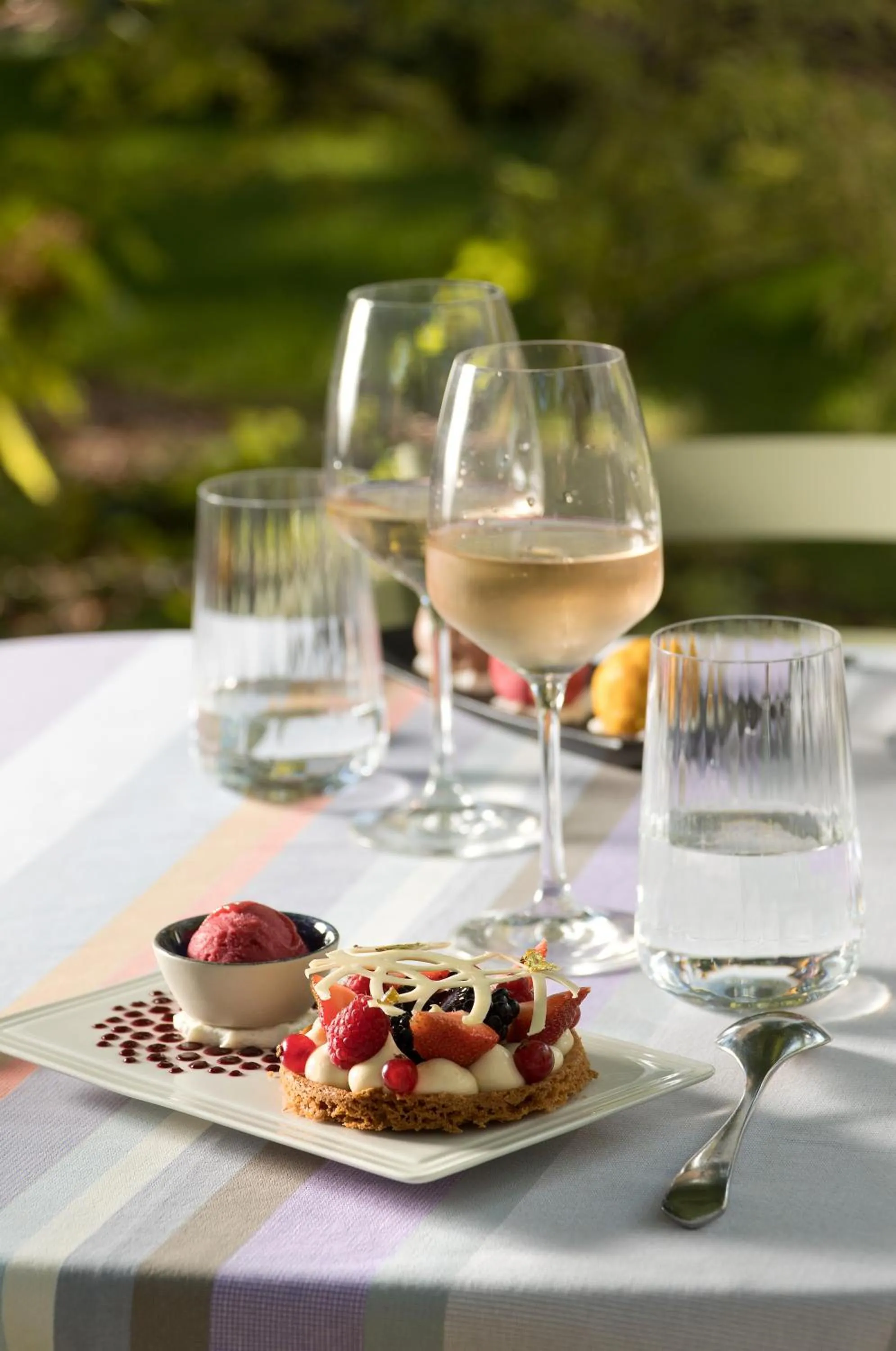 Restaurant/places to eat in CAZAUDEHORE Hôtel Restaurant Gastronomique Terrasse et Jardins