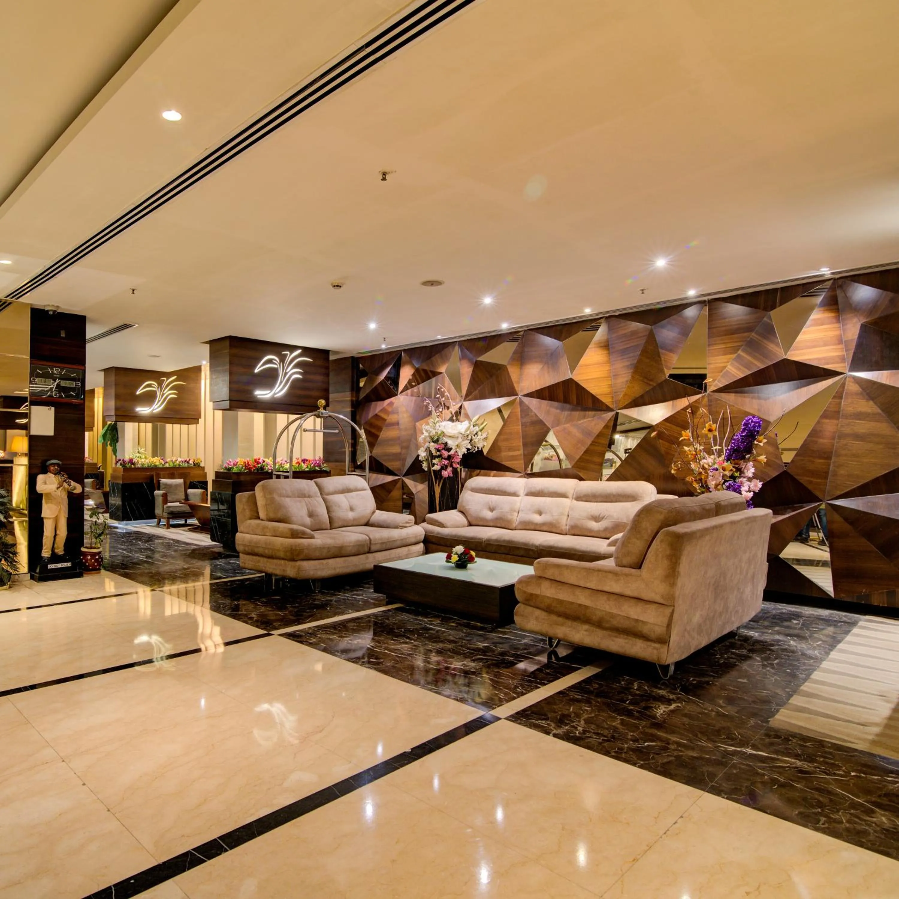 Lobby or reception in Godwin Haridwar