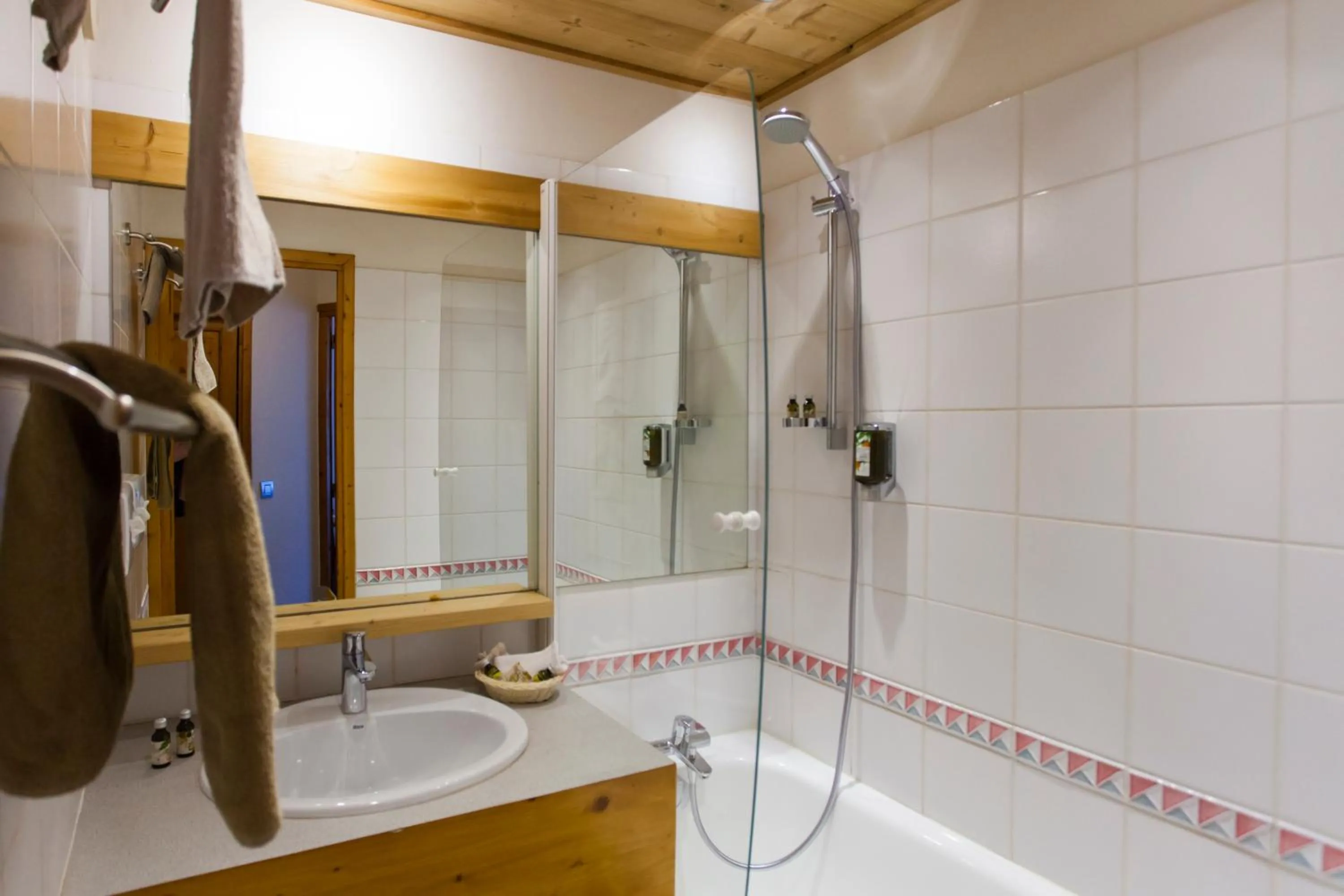 Bathroom in Le Calgary