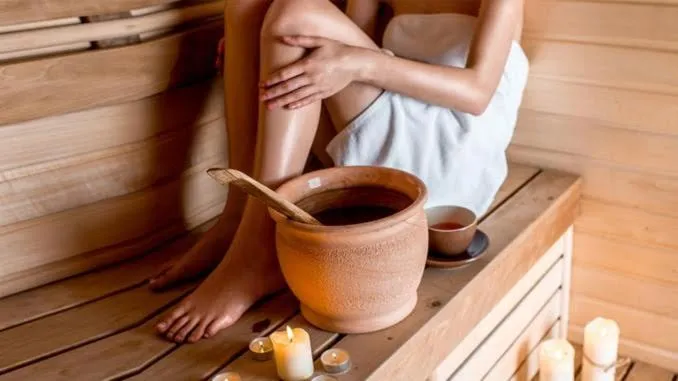 Suite Royale- SPA - Jacuzzi - Sauna - Massage - 2 Double Rooms - 4 SAISONS - Piscine Chauffée Toute l'année - POOL VIEW - Heated POOL -800m City Centre