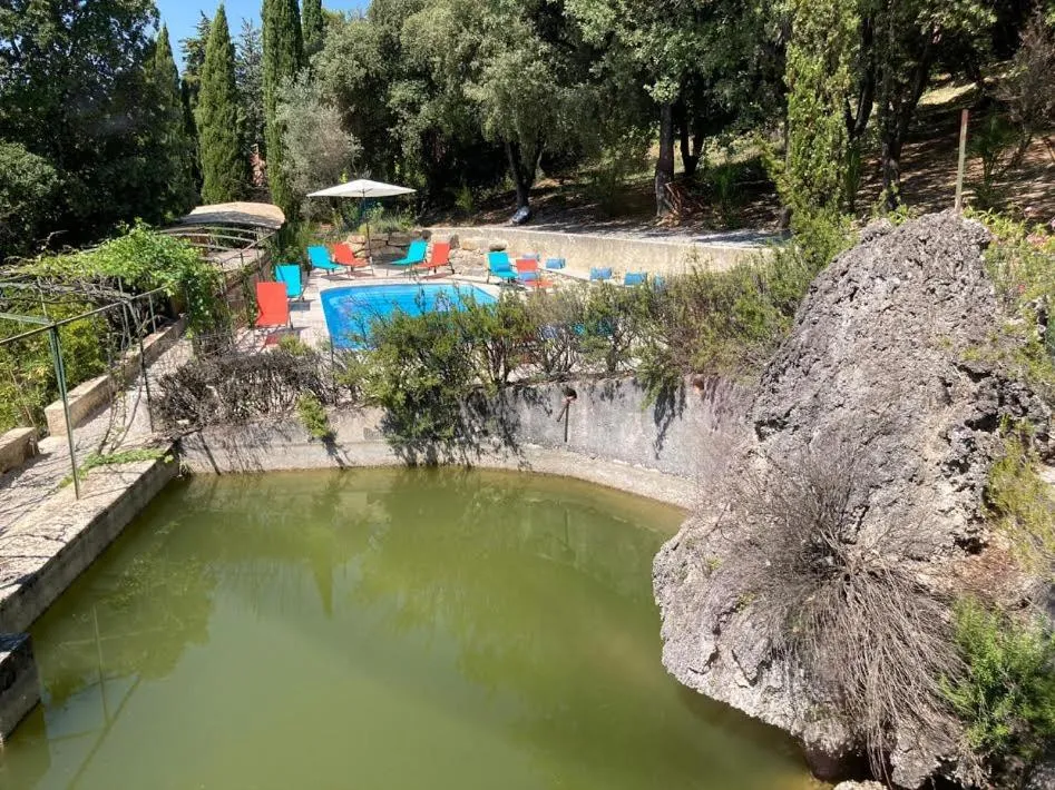 Swimming pool in Suite Royale- SPA - Jacuzzi - Sauna - Massage - 2 Double Rooms - 4 SAISONS - Piscine Chauffée Toute l'année - POOL VIEW - Heated POOL -800m City Centre