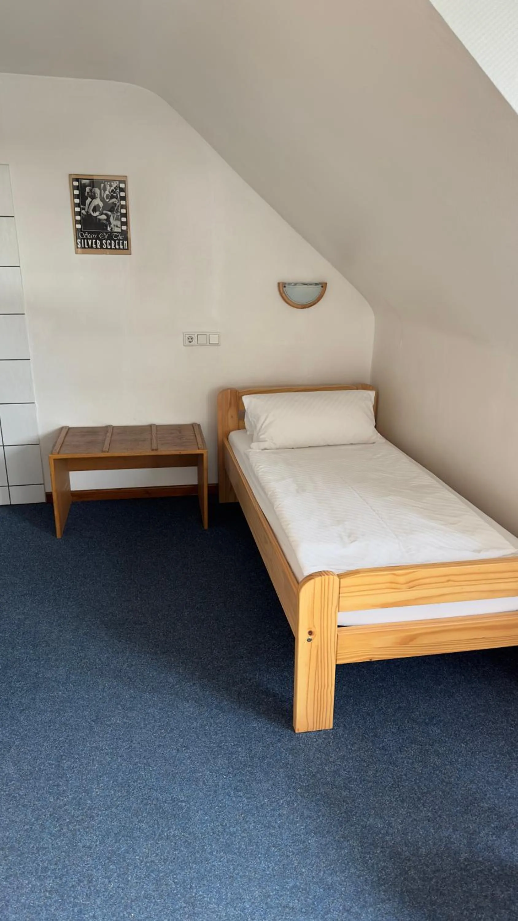 Photo of the whole room, Bed in Aal-Kate