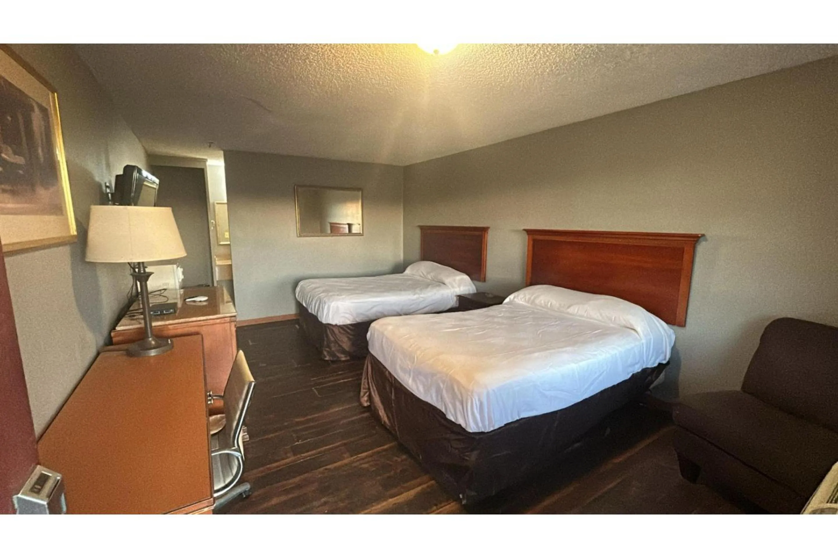 Bedroom, Bed in HiWay Inn Express Elk City Route 66