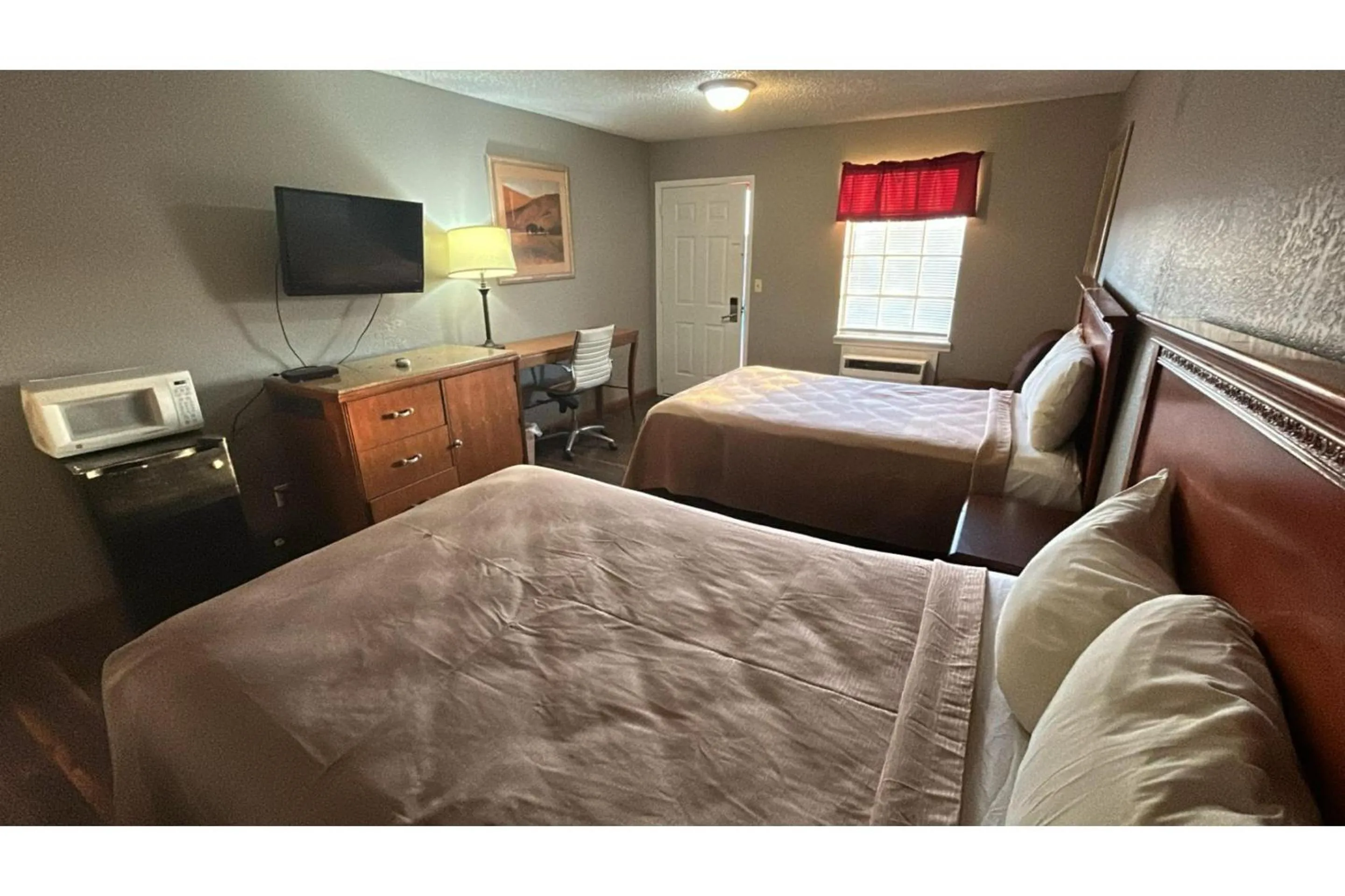 Bedroom, Bed in HiWay Inn Express Elk City Route 66