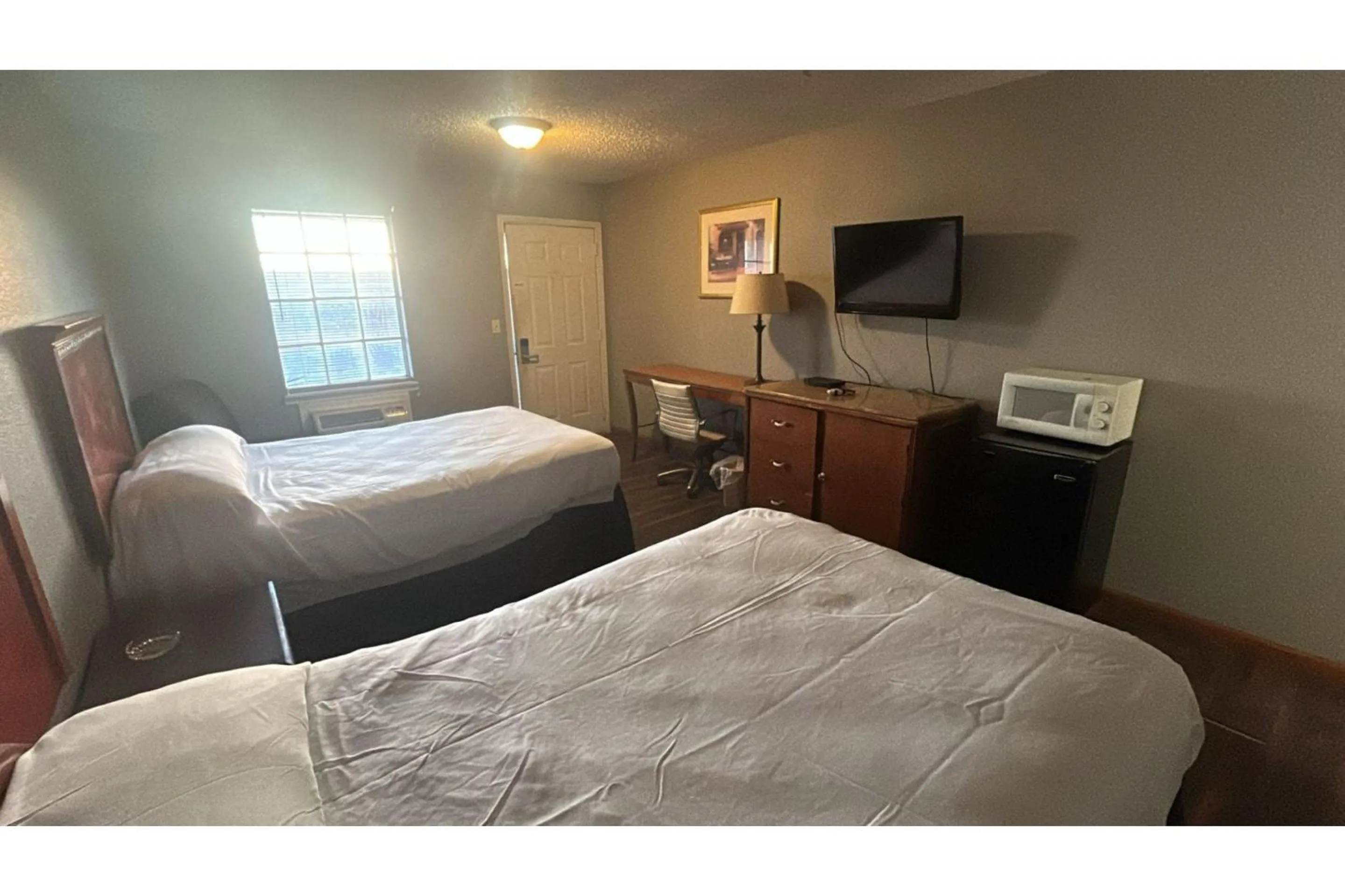 Bedroom, Bed in HiWay Inn Express Elk City Route 66