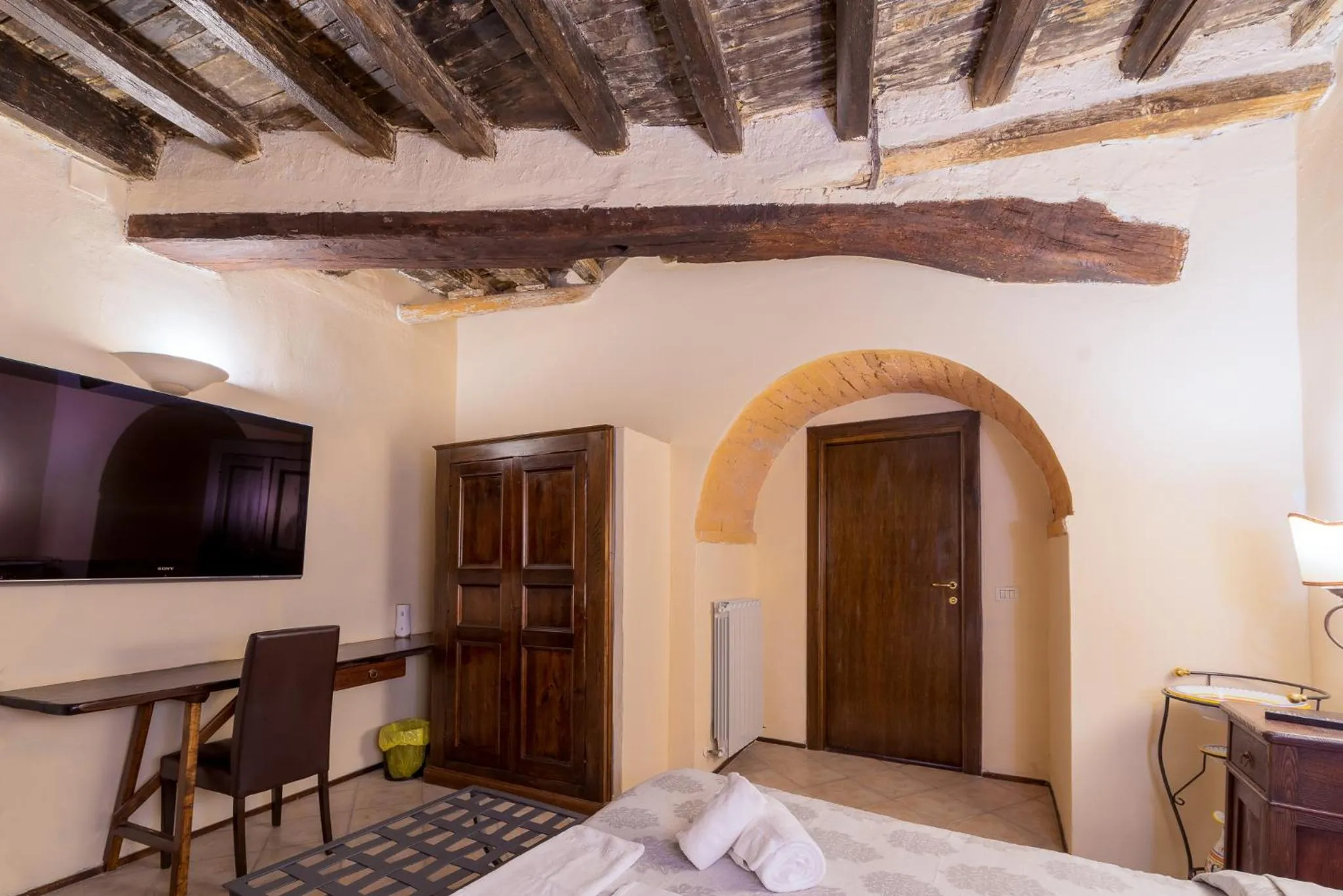 Bedroom, Bed in HOTEL TREVI Palazzo Natalini