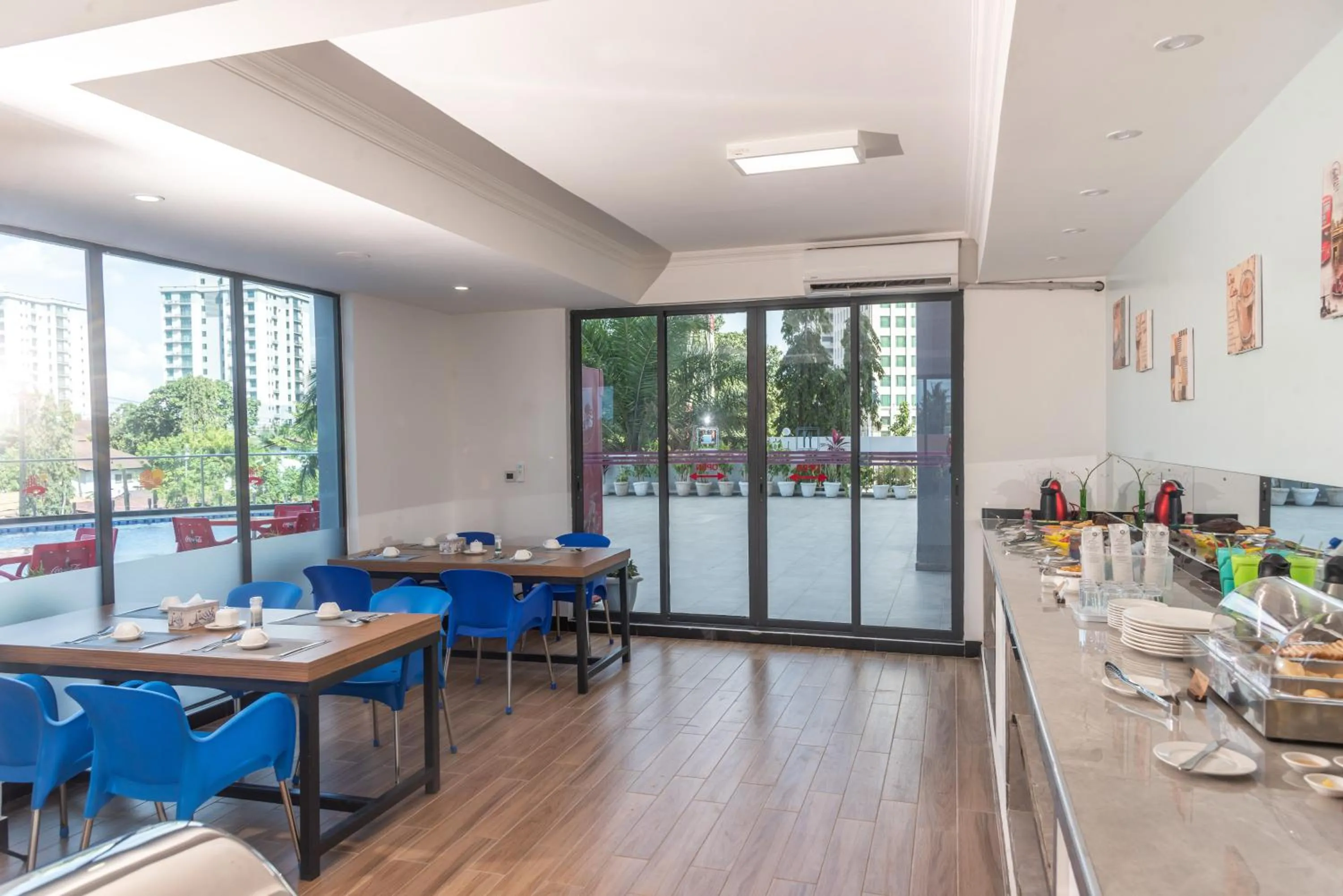 Restaurant/places to eat in Pauraque Soho Hotel