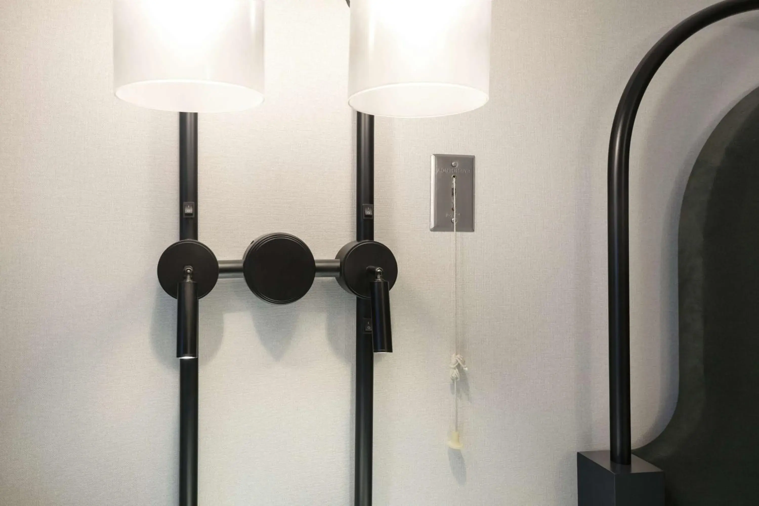 Deluxe King Room - Hearing Access in Pennyweight Hotel Boston, Curio Collection by Hilton Deluxe King Room - Hearing Access in Pennyweight Hotel Boston, Curio Collection by Hilton