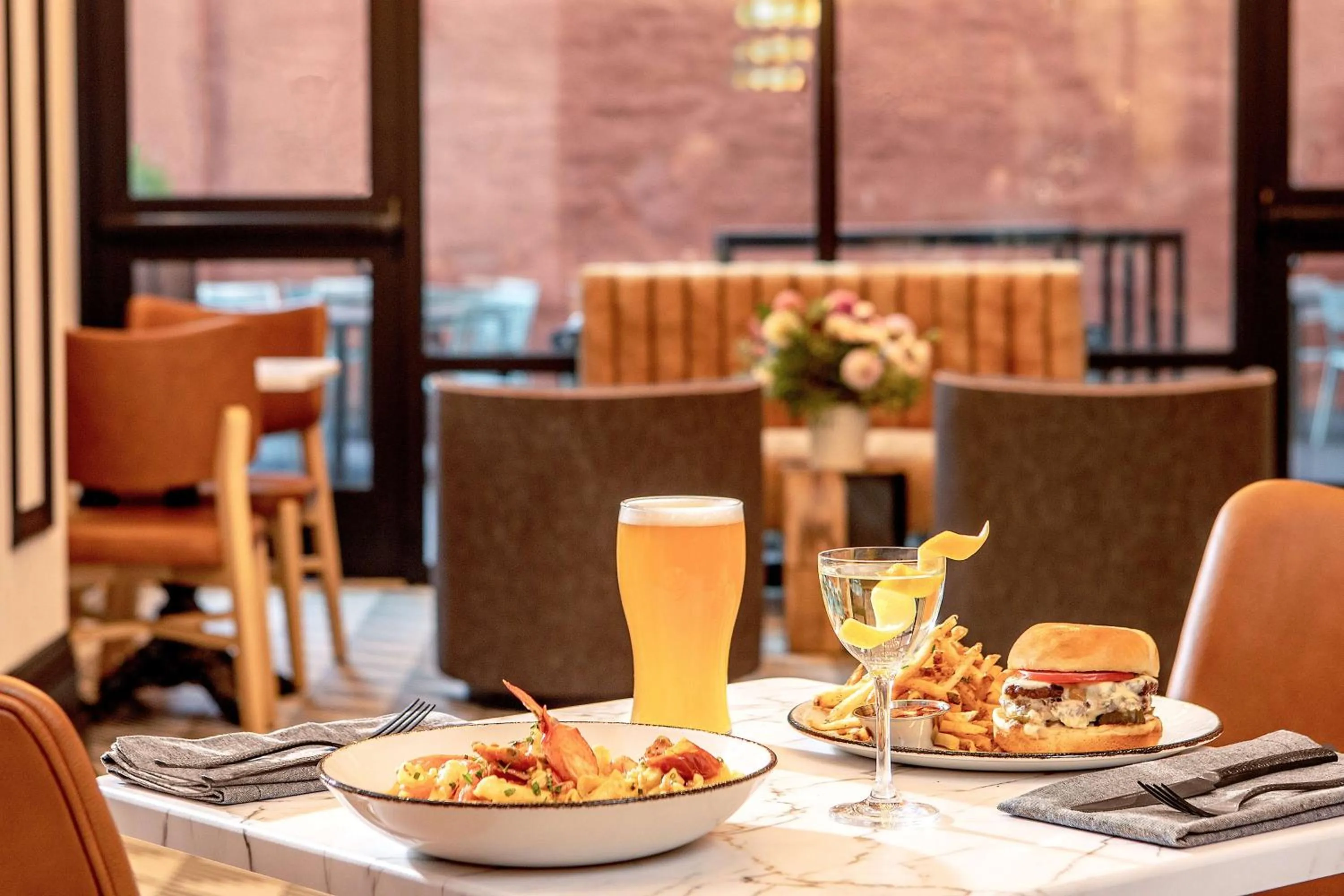 Restaurant/places to eat in Pennyweight Hotel Boston, Curio Collection by Hilton