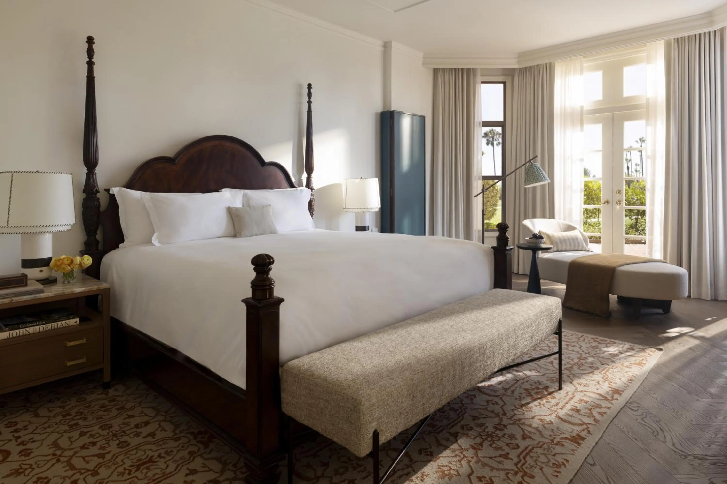 Bedroom, Bed in The Langham Huntington, Pasadena