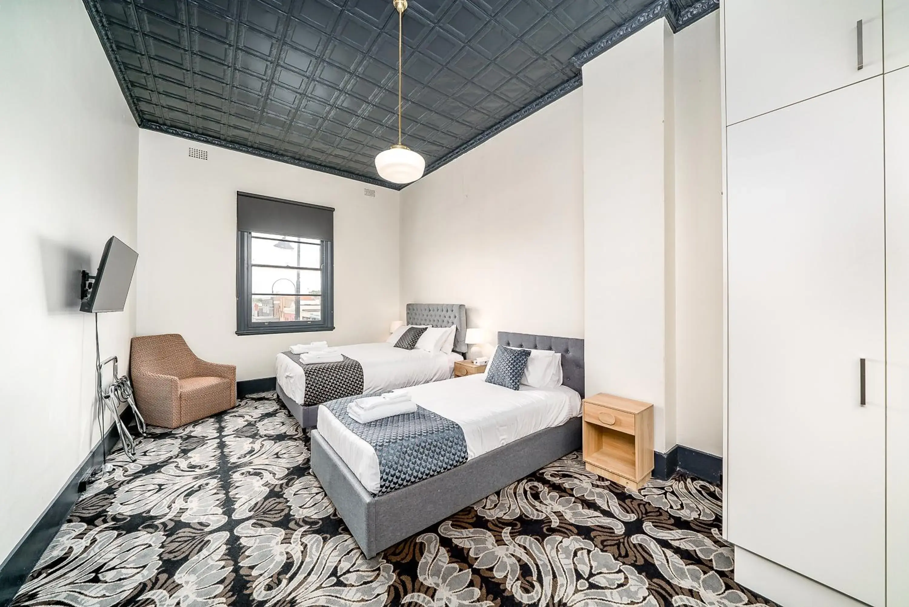 Two-Bedroom Family Apartment in Romano's Hotel & Suites Wagga Wagga Two-Bedroom Family Apartment in Romano's Hotel & Suites Wagga Wagga