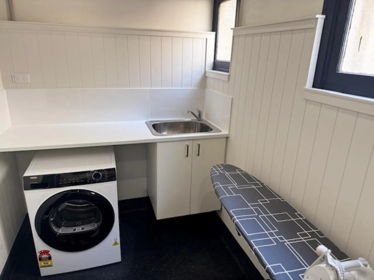 dishwasher in Romano's Hotel & Suites Wagga Wagga