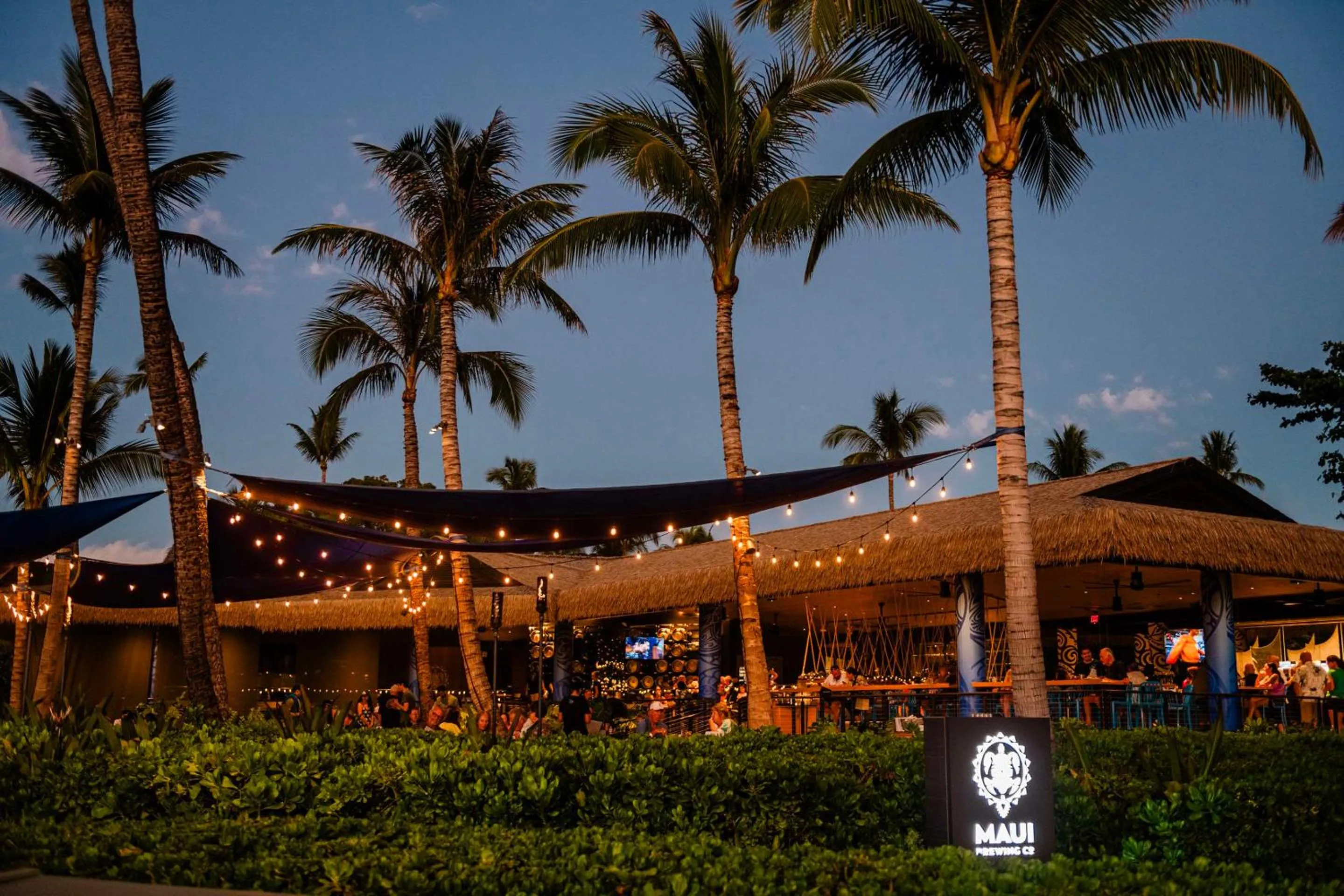 Restaurant/places to eat in OUTRIGGER Kāʻanapali Beach Resort