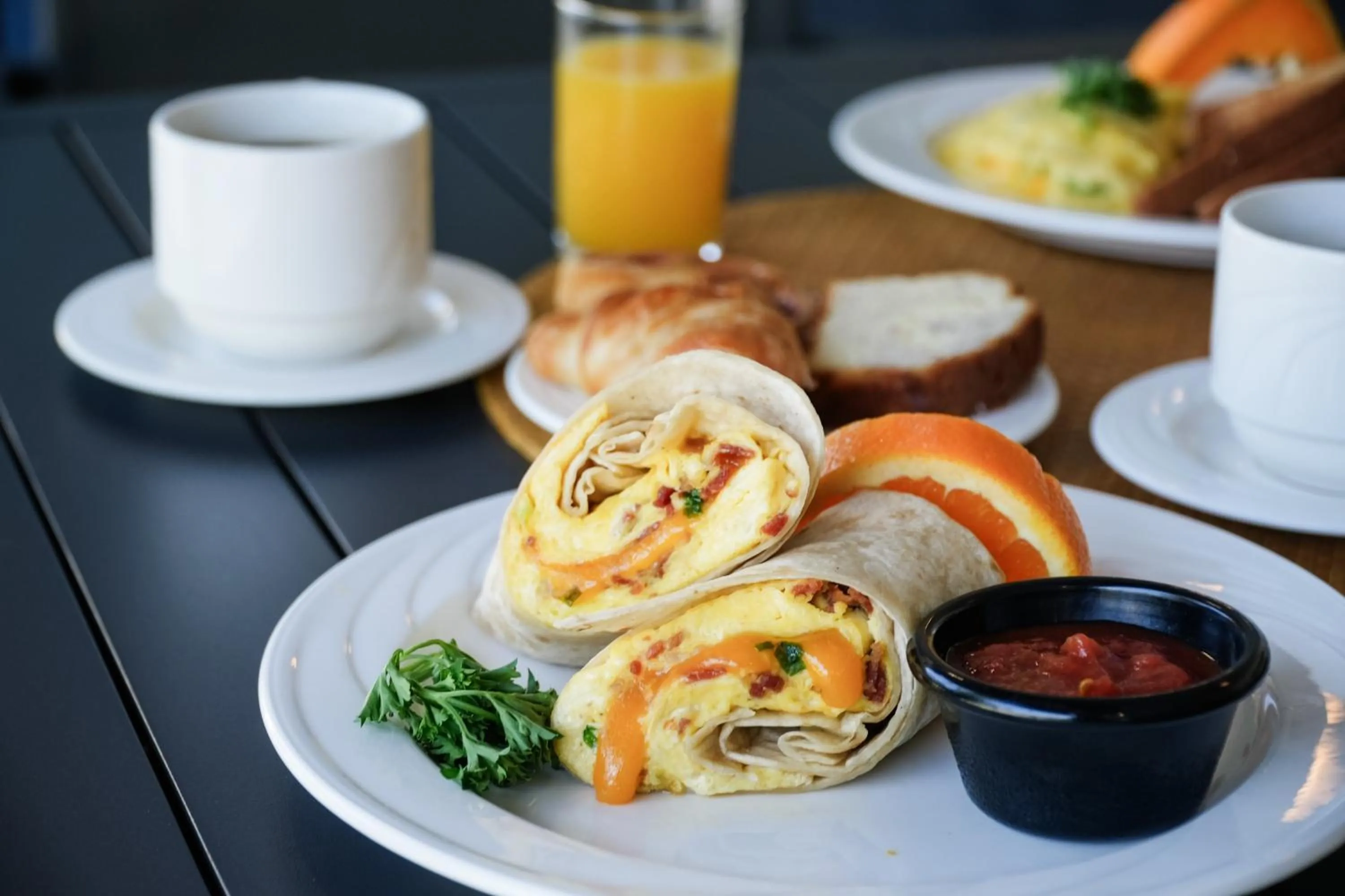 Breakfast in OUTRIGGER Kāʻanapali Beach Resort