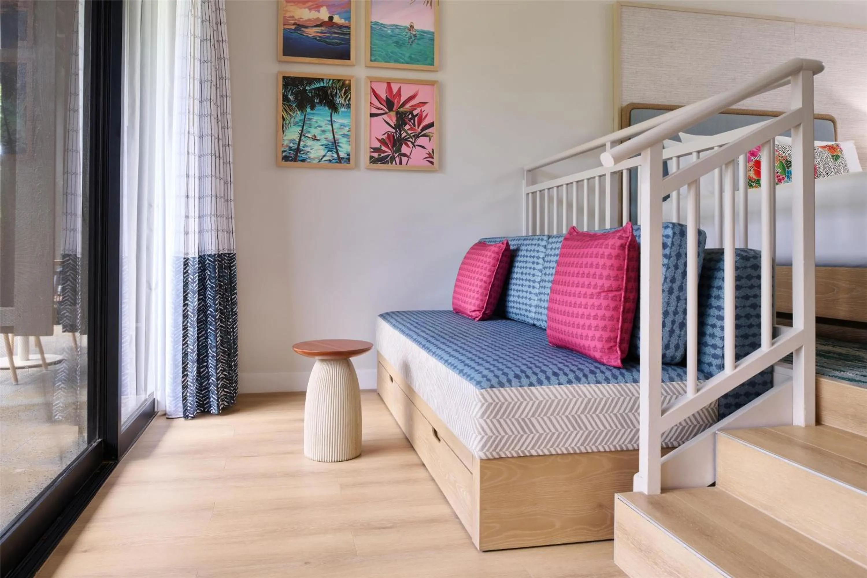 Bedroom, Bed in OUTRIGGER Kāʻanapali Beach Resort