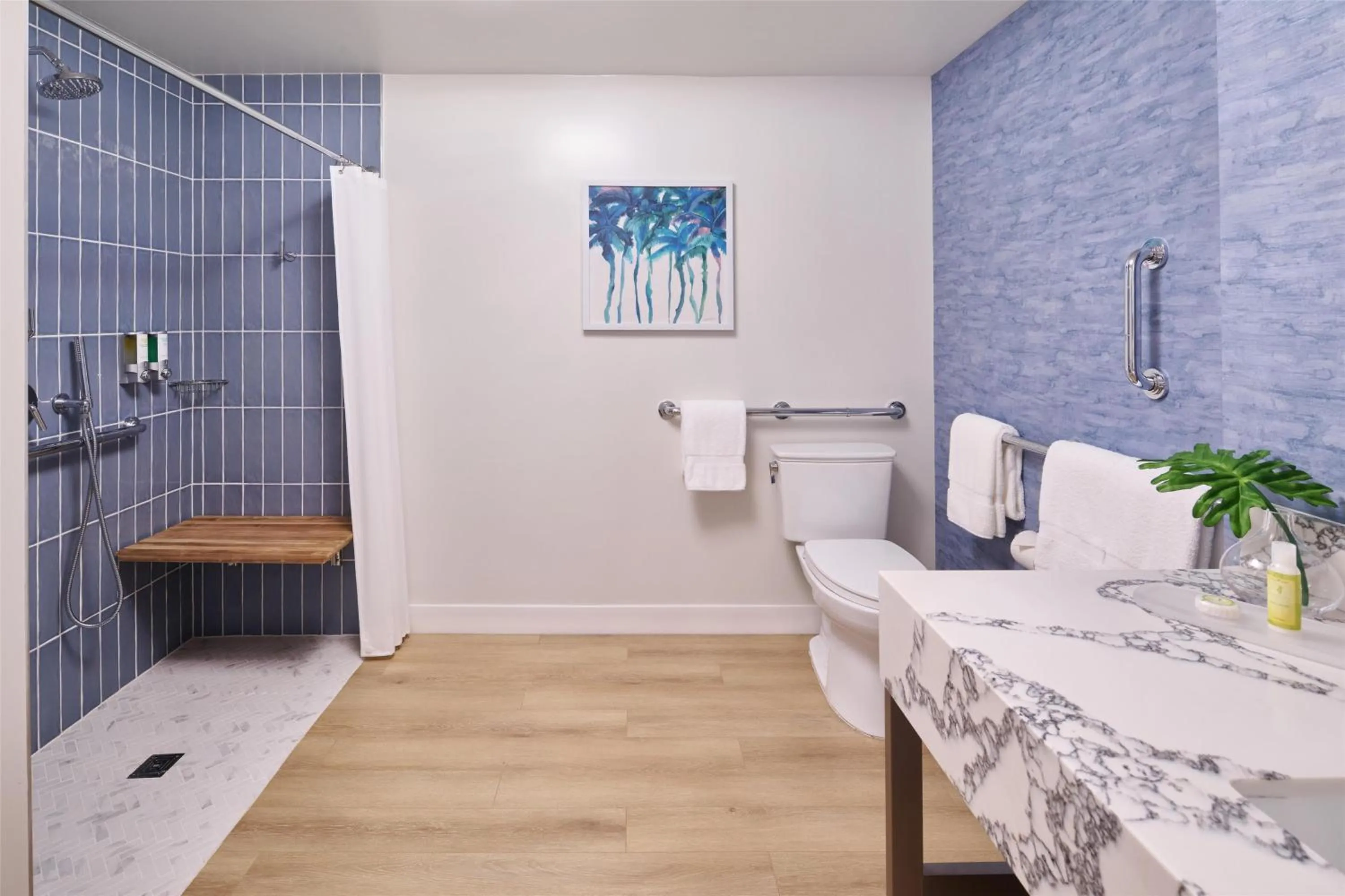 Bathroom in OUTRIGGER Kāʻanapali Beach Resort