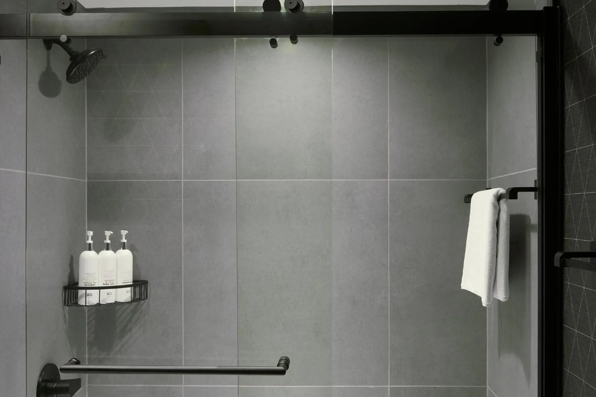 Photo of the whole room in Kimpton Marlowe by IHG